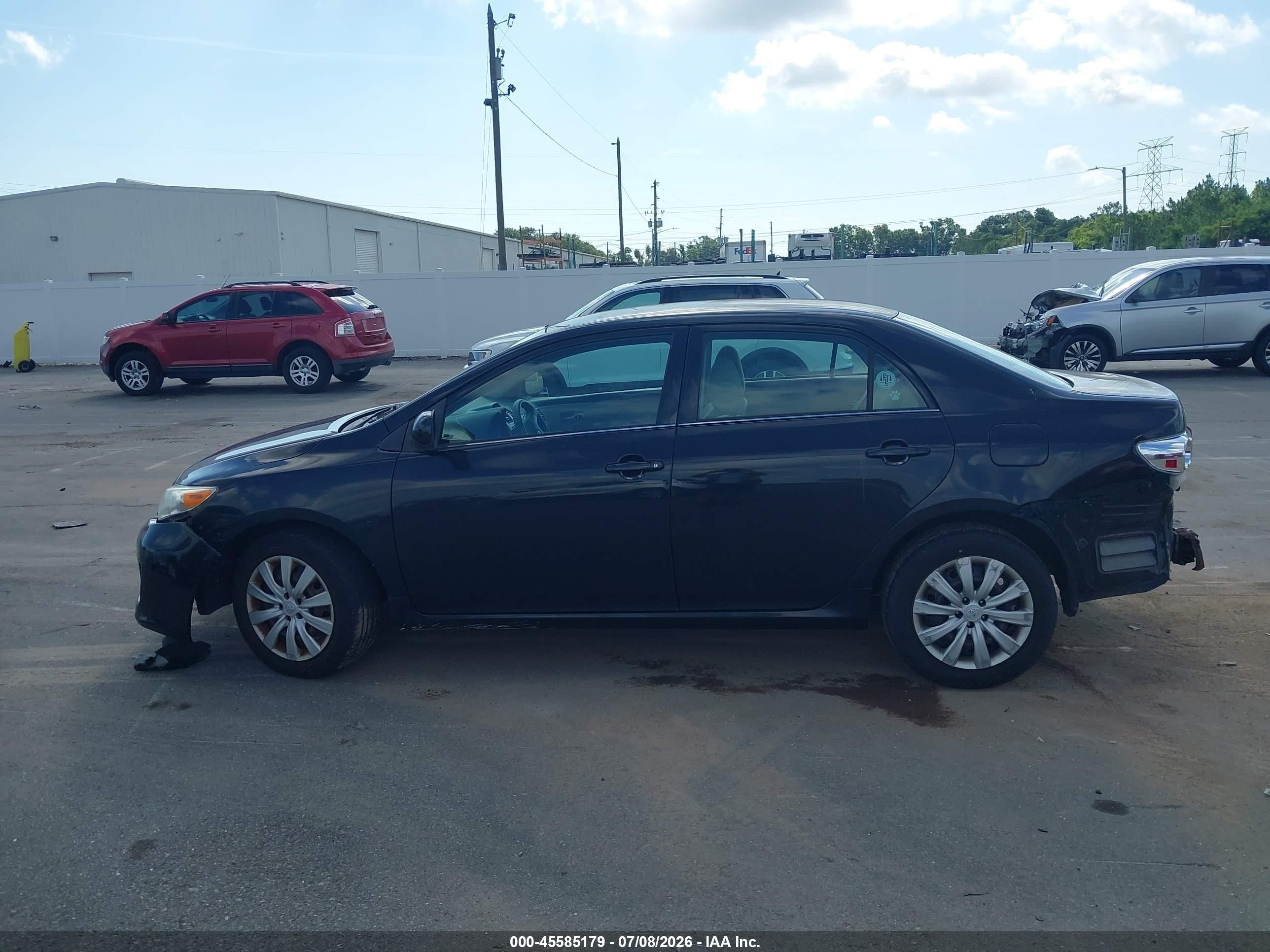 2013 Toyota Corolla Le Черный vin: 2T1BU4EE6DC927850