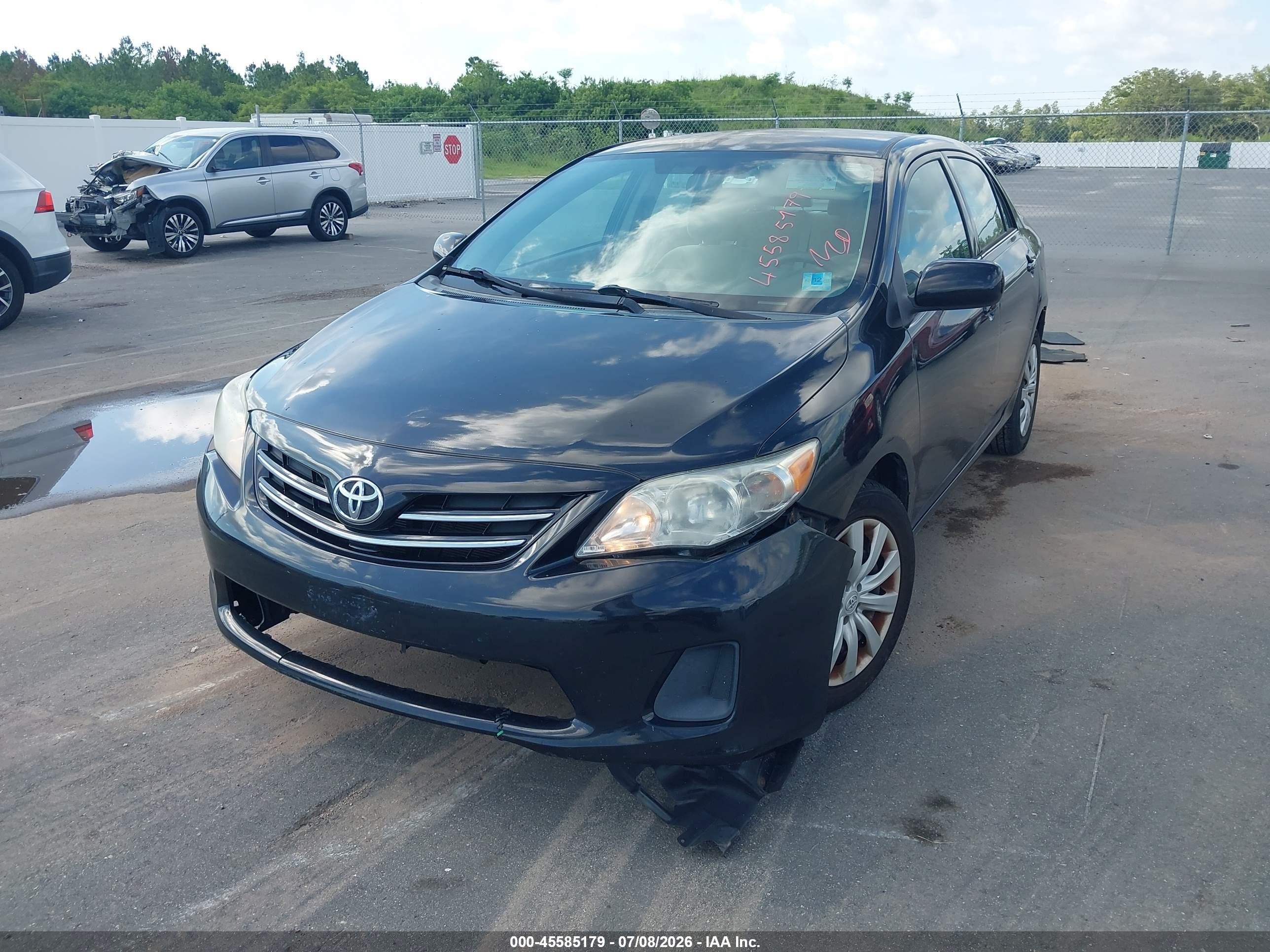 2013 Toyota Corolla Le Черный vin: 2T1BU4EE6DC927850