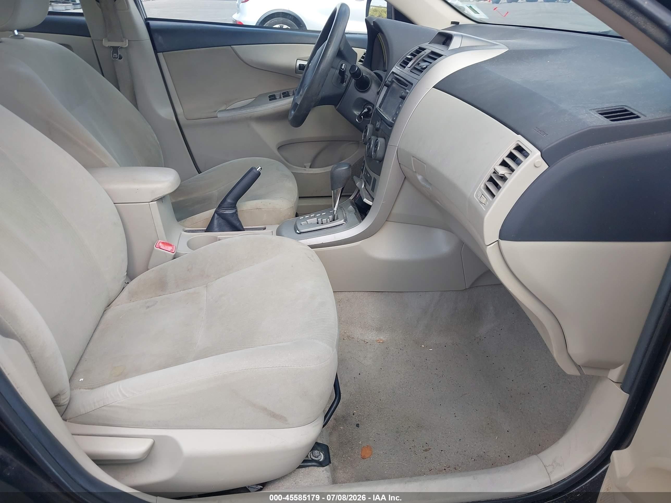 2013 Toyota Corolla Le Черный vin: 2T1BU4EE6DC927850