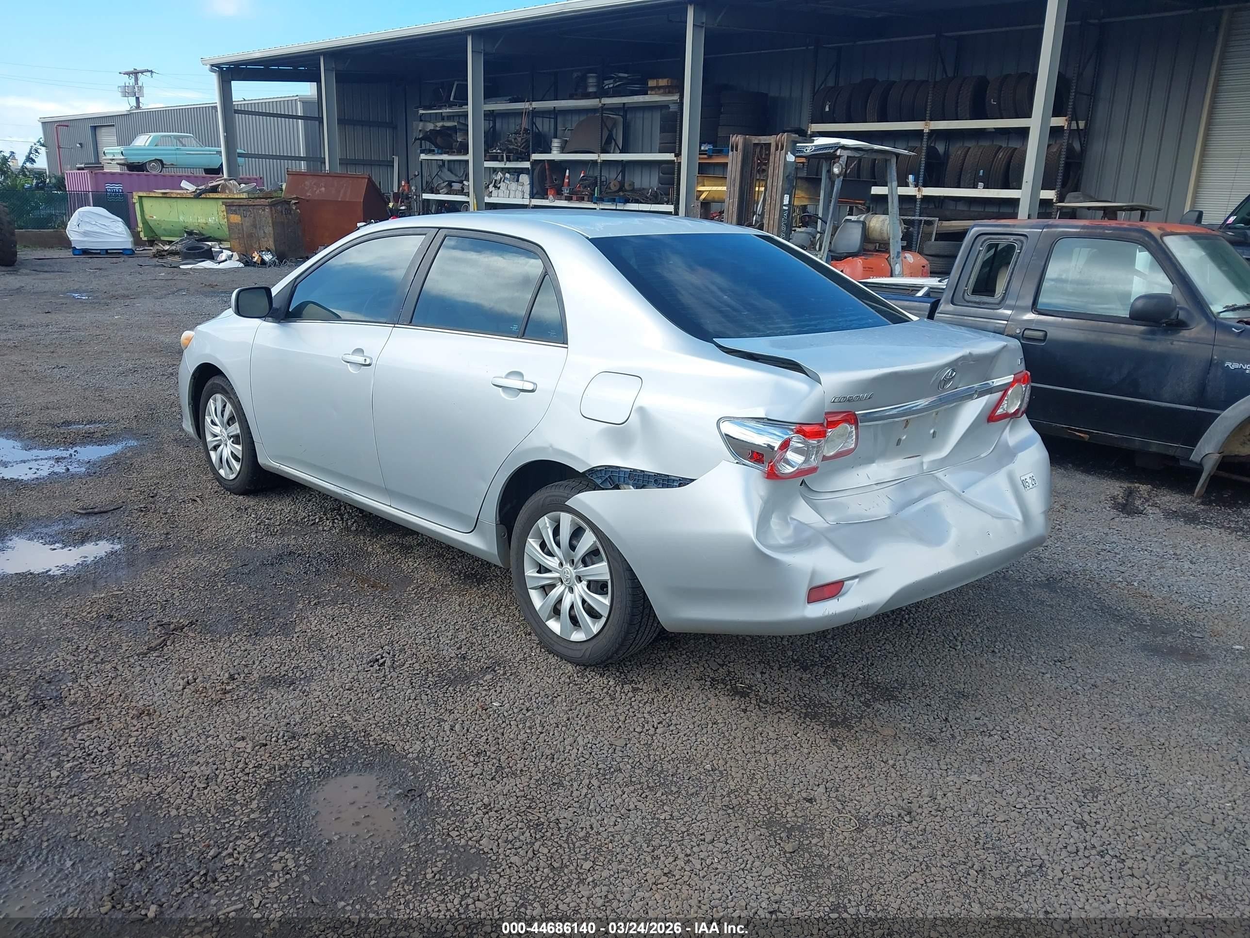 2013 Toyota Corolla Le/le Special Edition Silver vin: 2T1BU4EE6DC962193