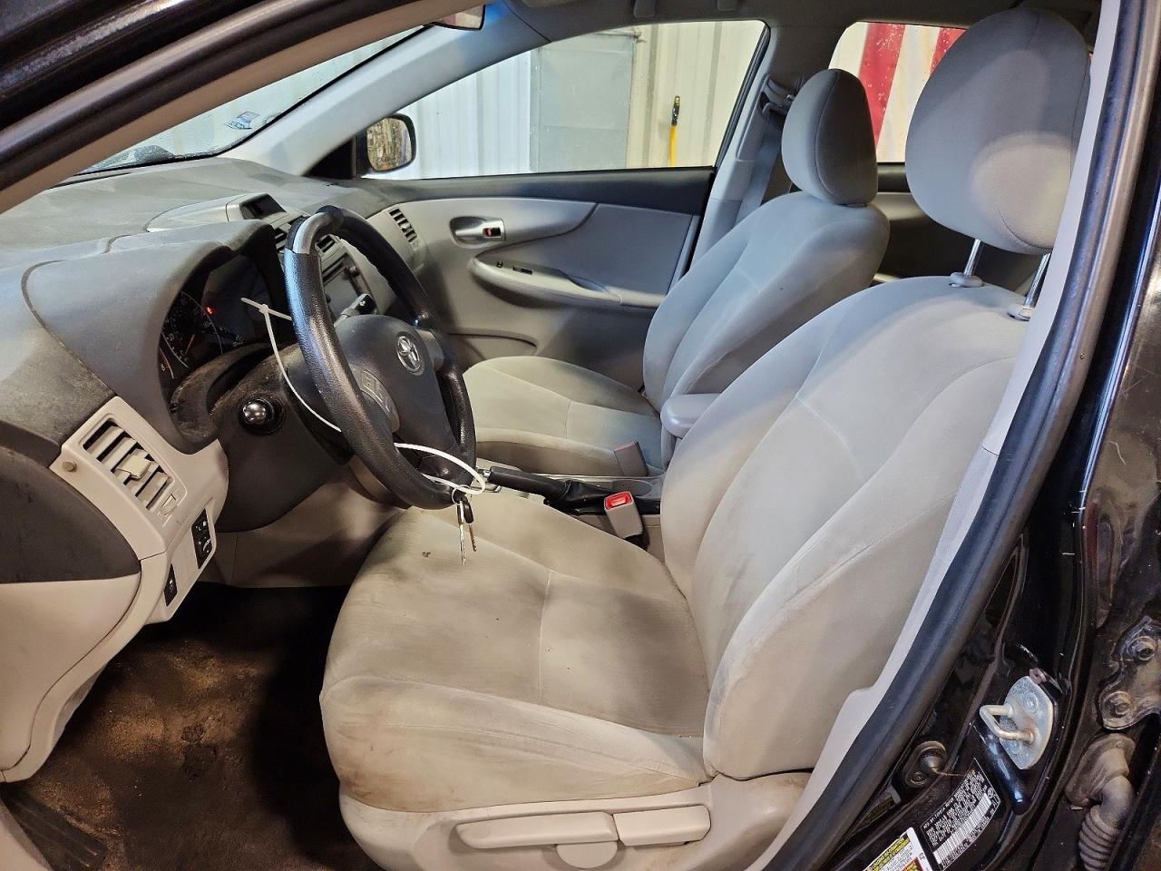 2013 Toyota Corolla Le Black vin: 2T1BU4EE6DC964851