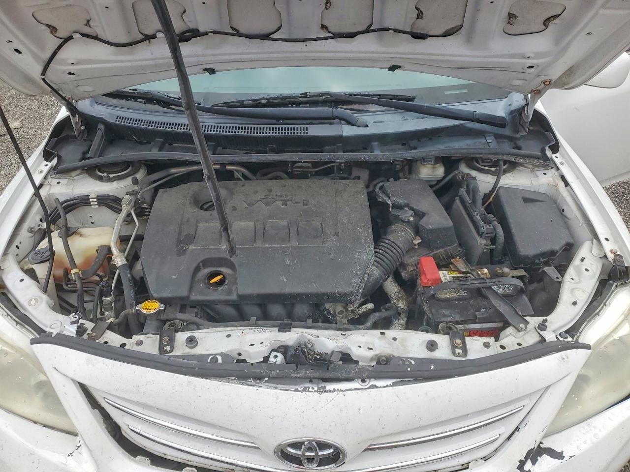2013 Toyota Corolla Le White vin: 2T1BU4EE6DC977261