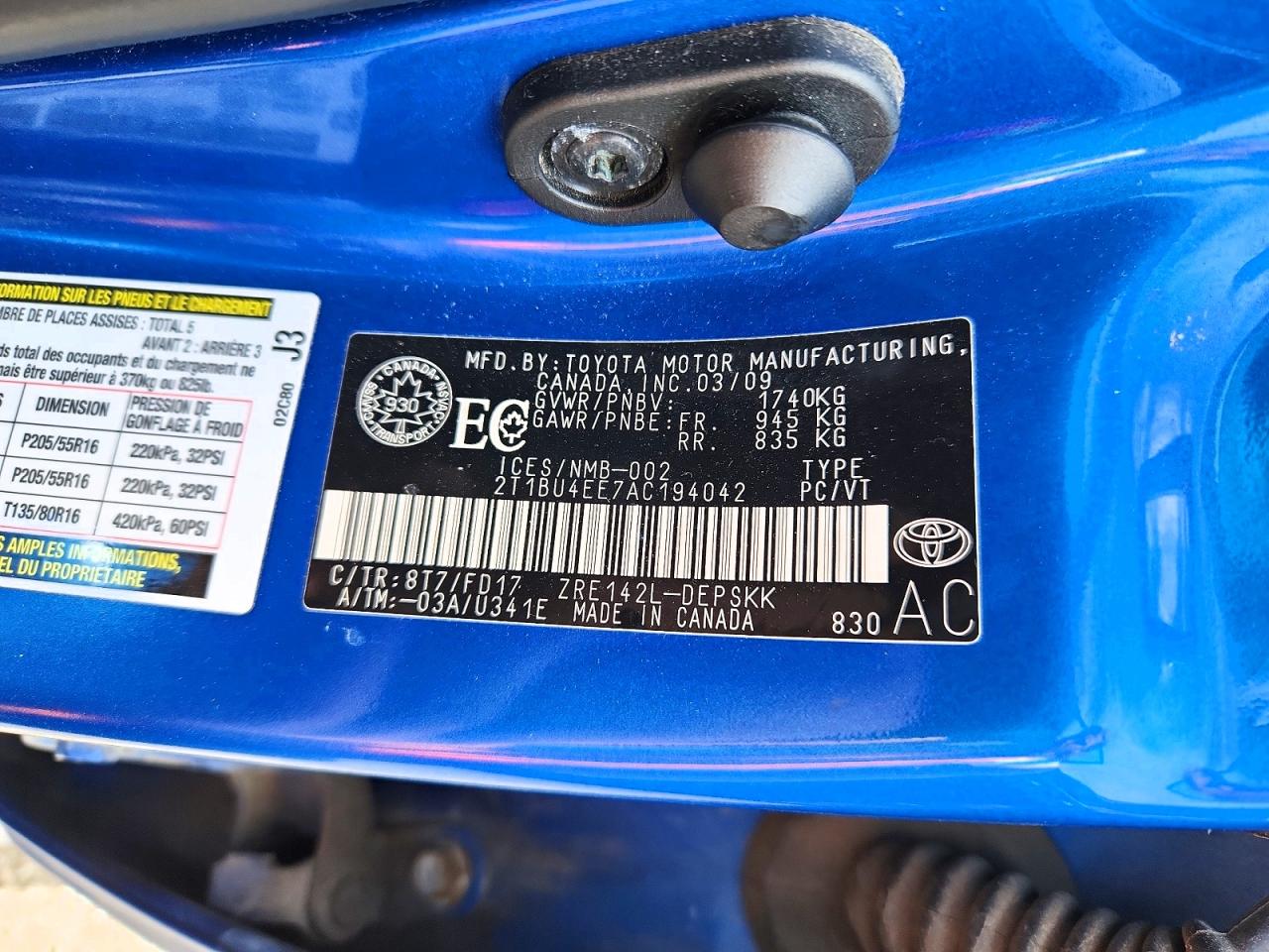 2010 Toyota Corolla Base Blue vin: 2T1BU4EE7AC194042