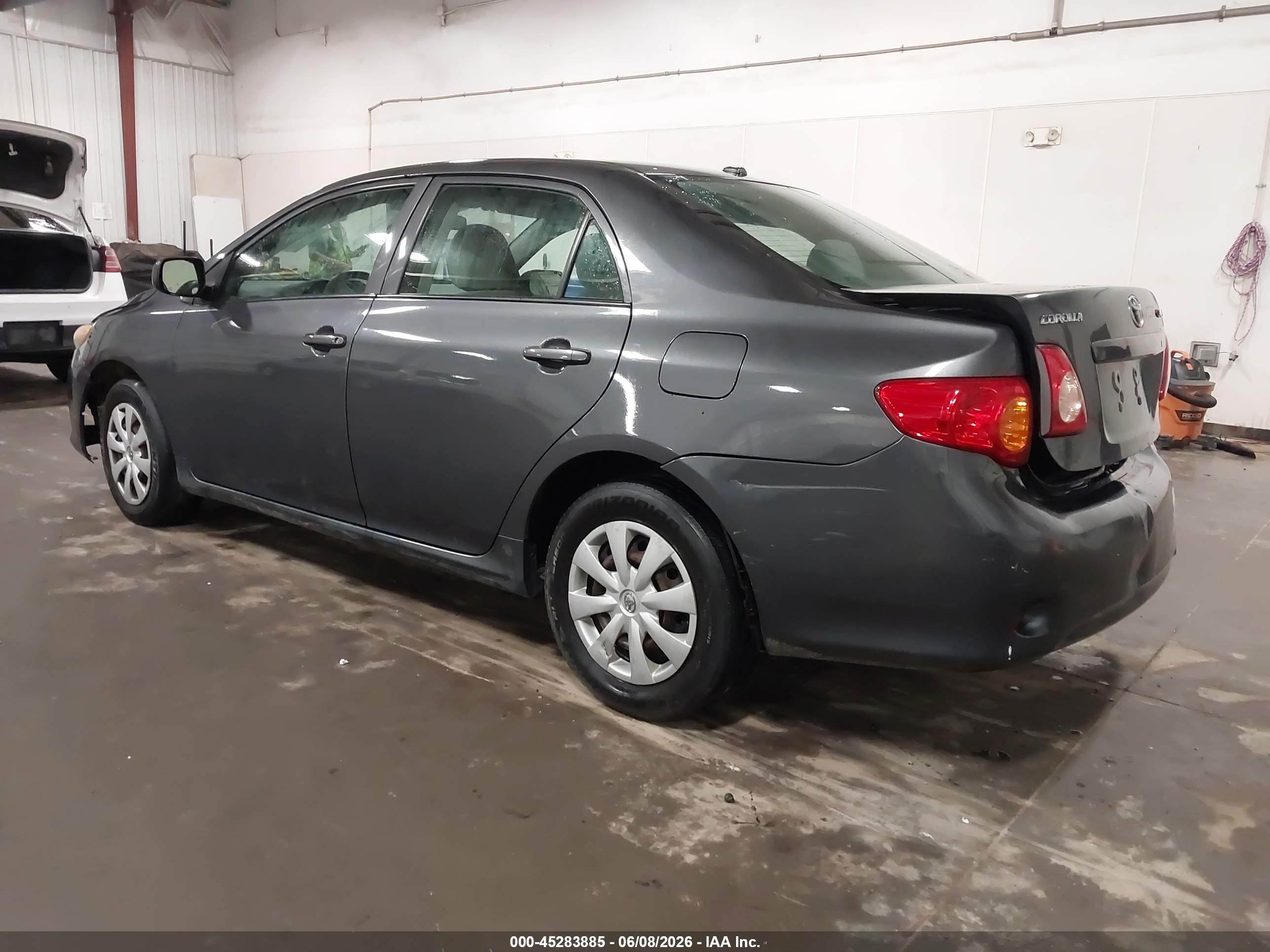 2010 Toyota Corolla Le Gray vin: 2T1BU4EE7AC223877