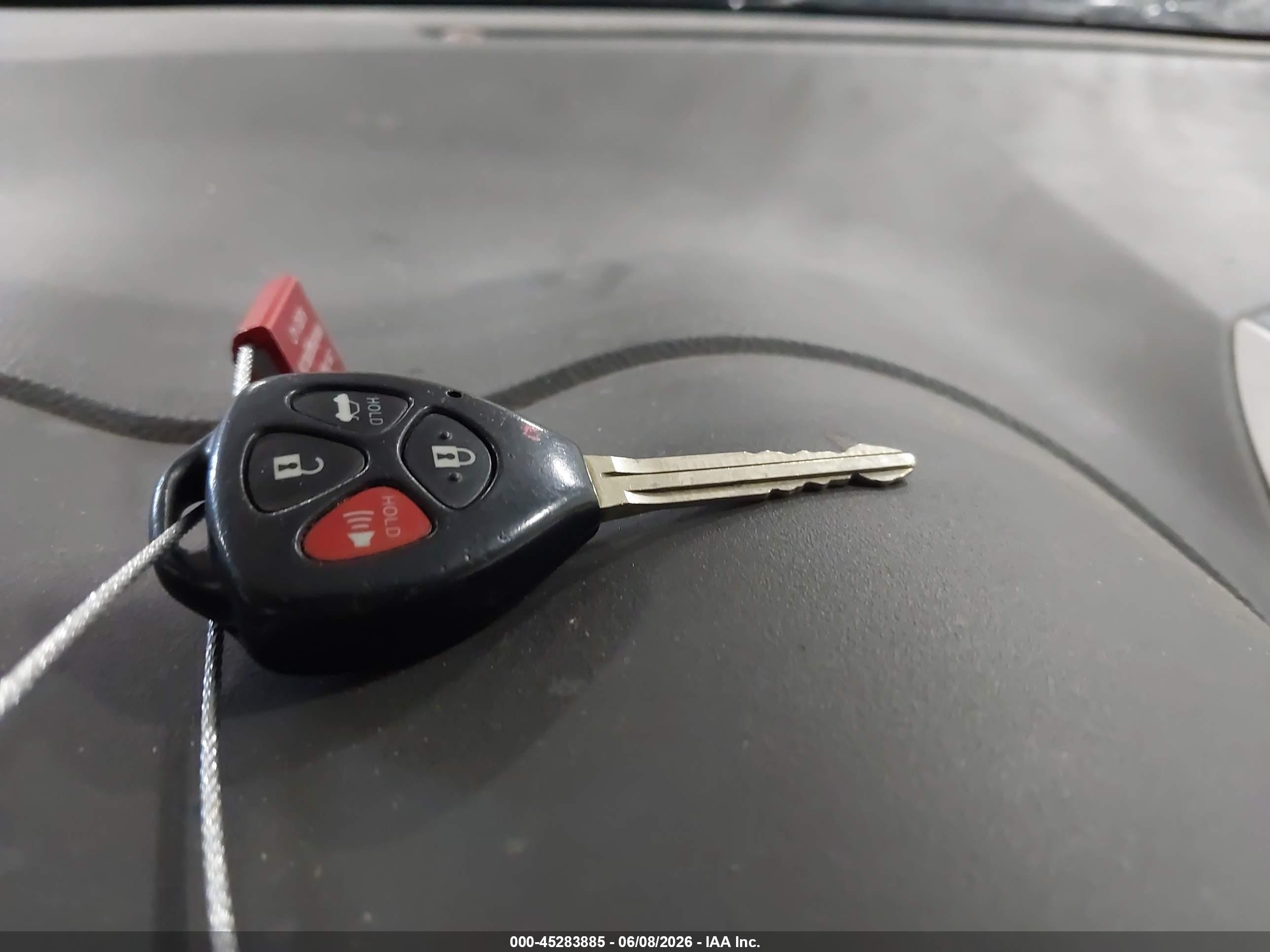2010 Toyota Corolla Le Gray vin: 2T1BU4EE7AC223877