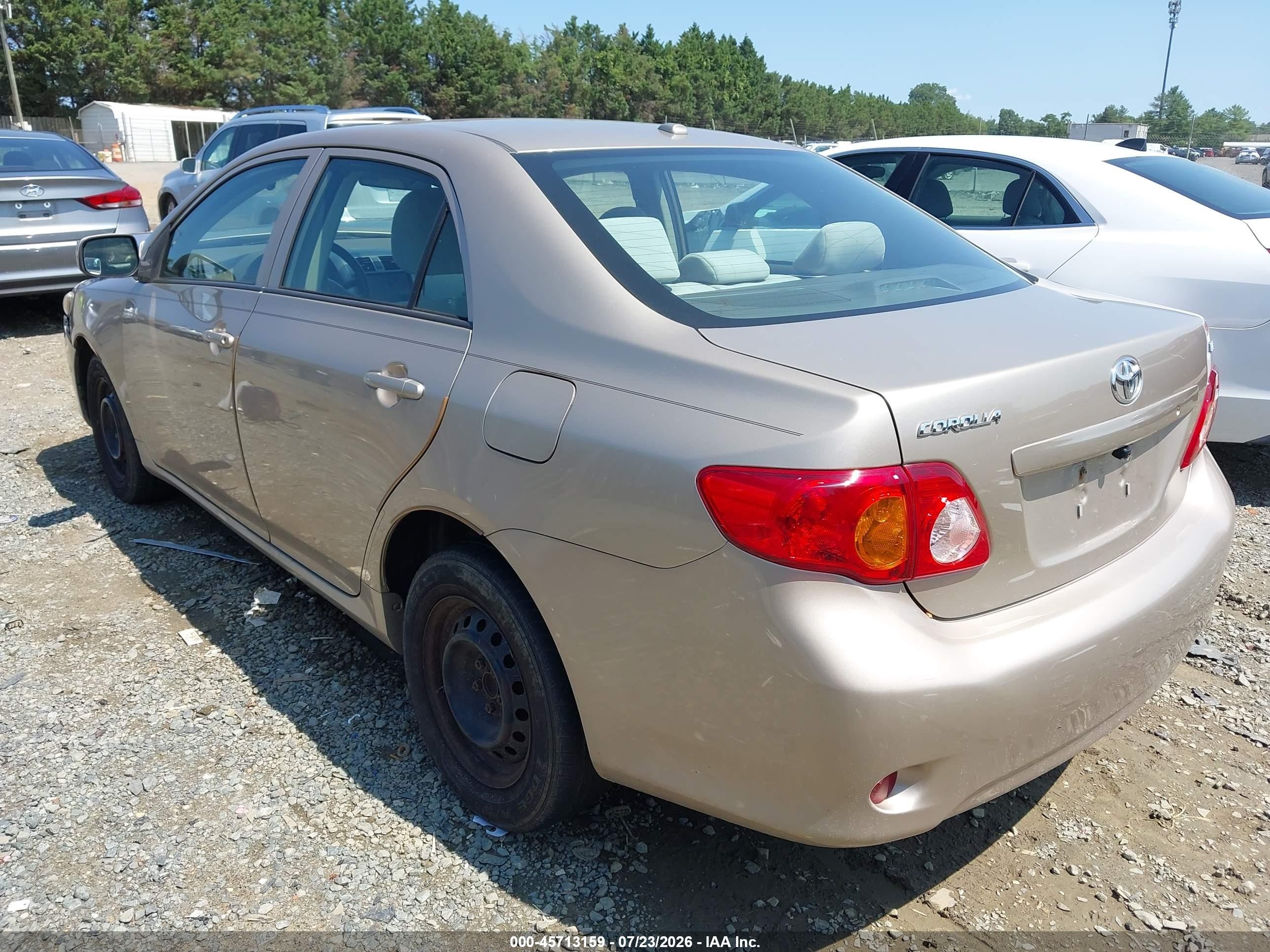 2010 Toyota Corolla Le Gold vin: 2T1BU4EE7AC229341