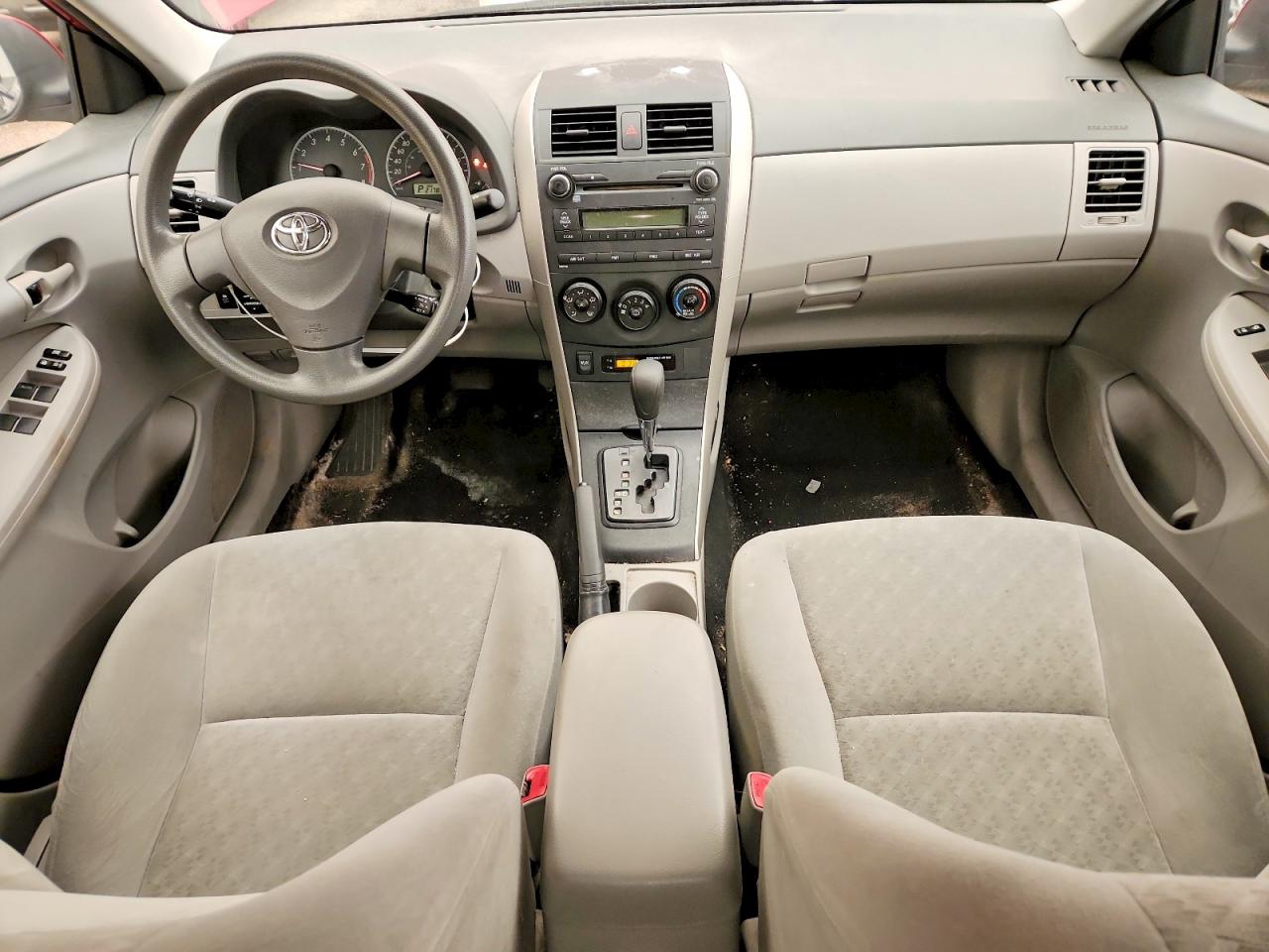 2010 Toyota Corolla Base Red vin: 2T1BU4EE7AC257737