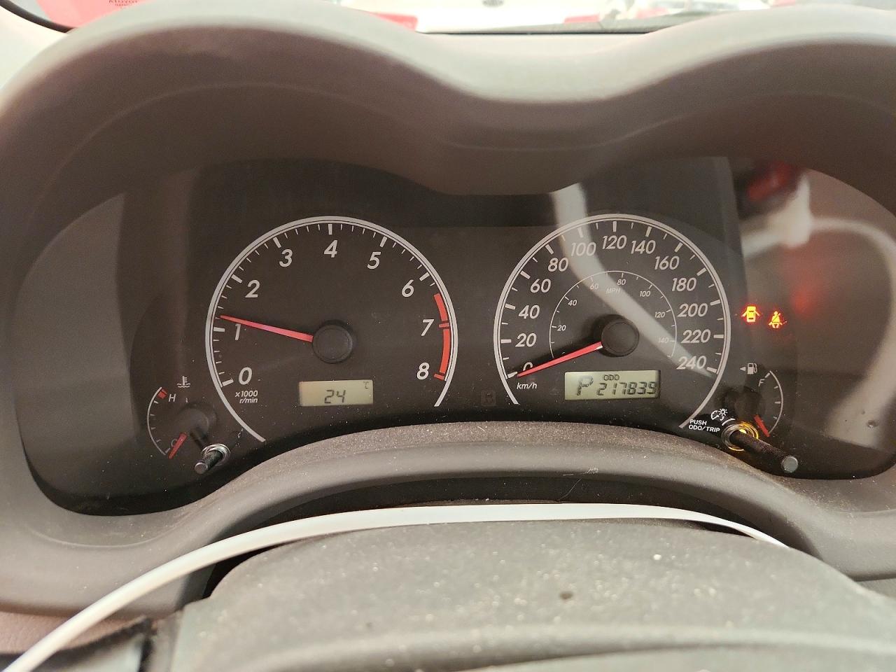 2010 Toyota Corolla Base Red vin: 2T1BU4EE7AC257737