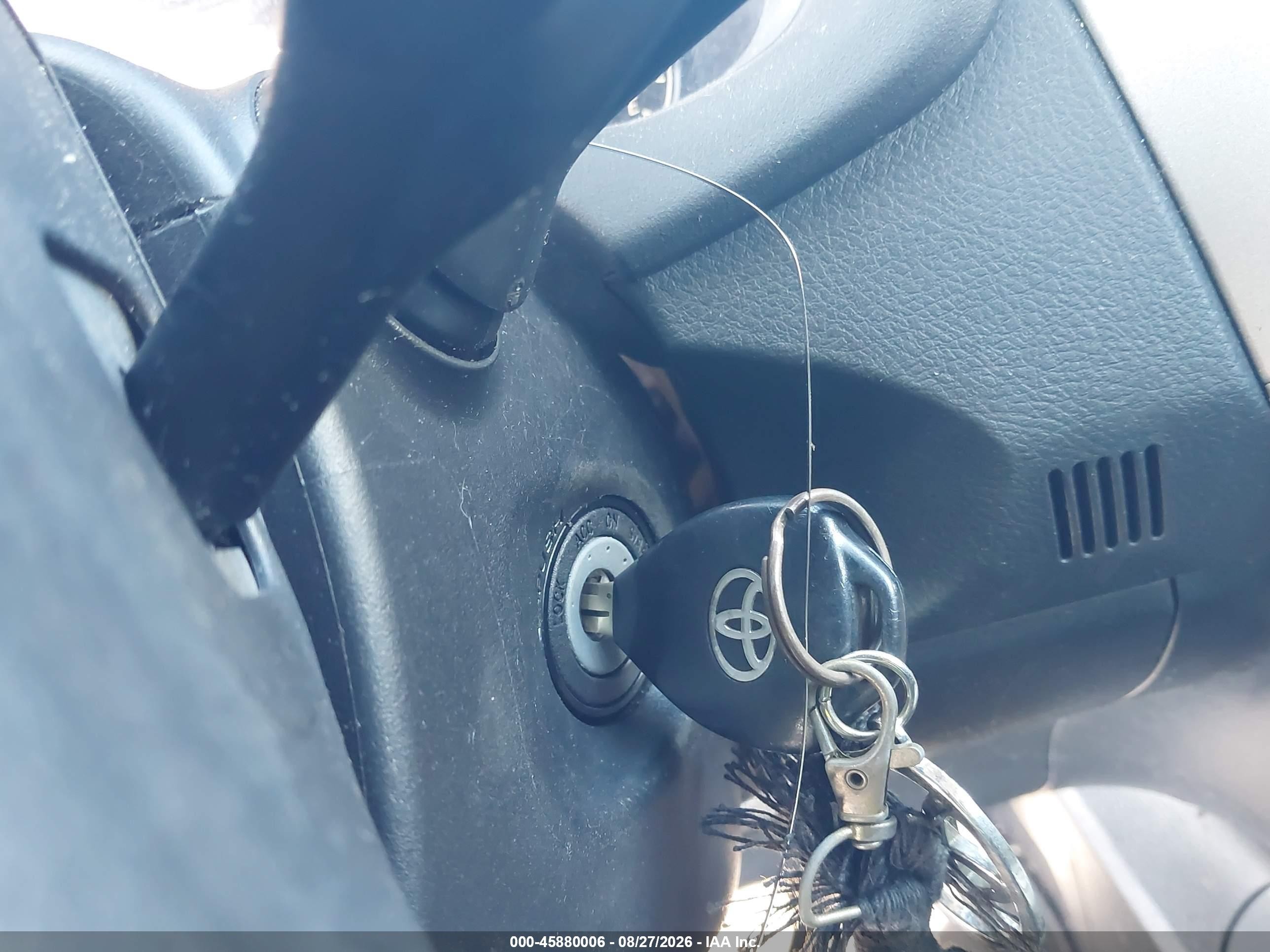 2010 Toyota Corolla S Серый vin: 2T1BU4EE7AC262422