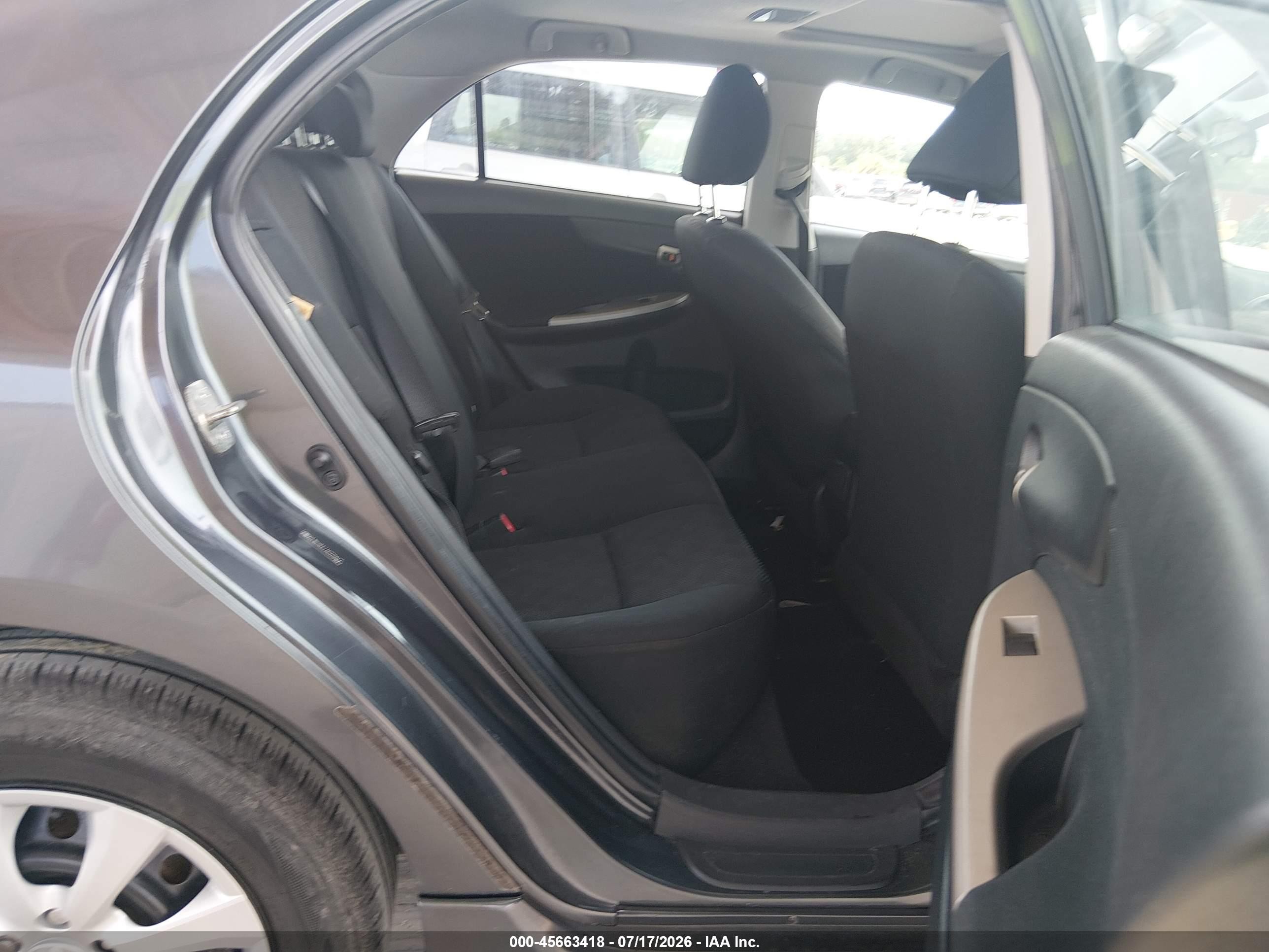 2010 Toyota Corolla S Gray vin: 2T1BU4EE7AC270472