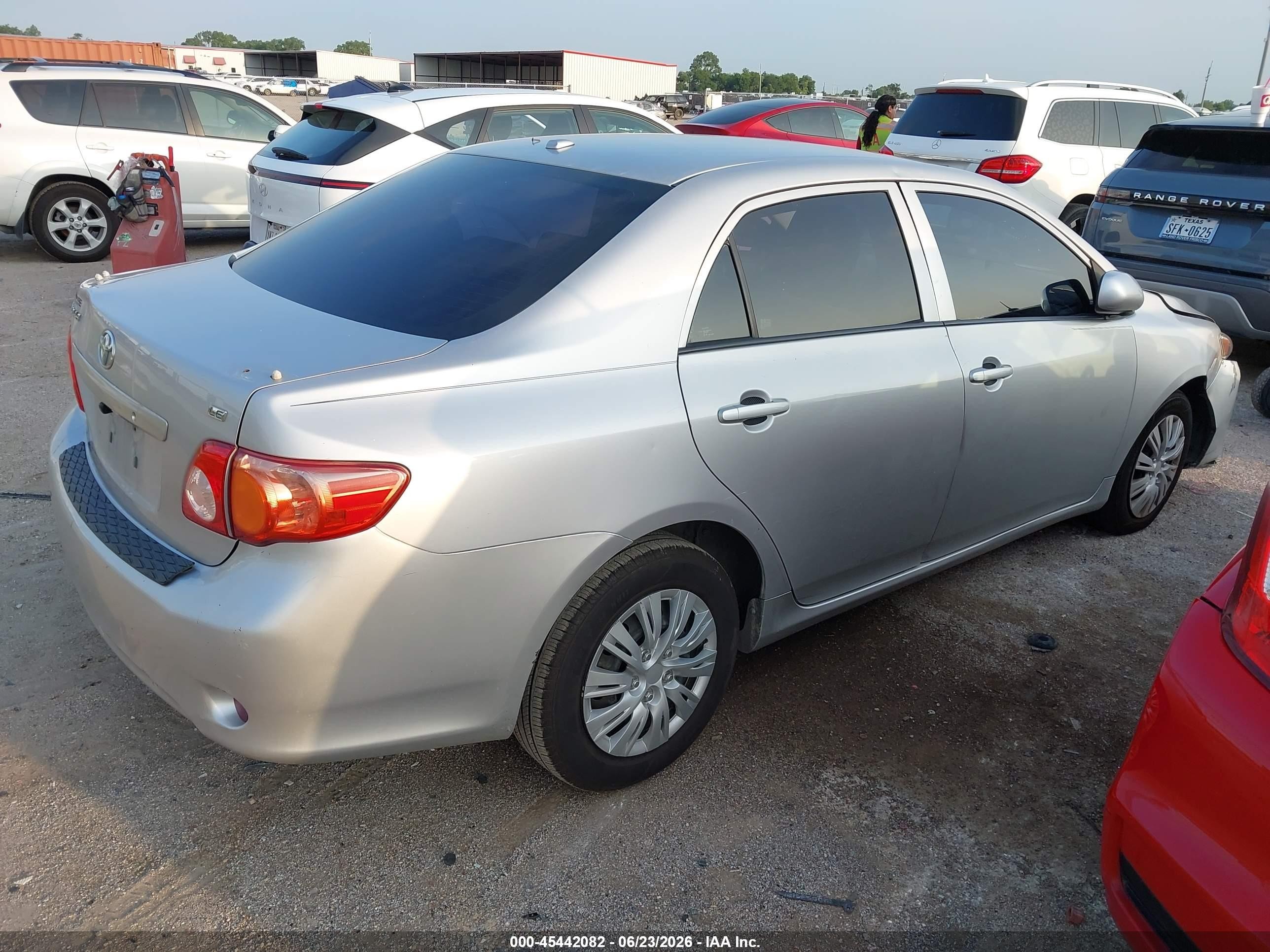 2010 Toyota Corolla Le Silver vin: 2T1BU4EE7AC287854
