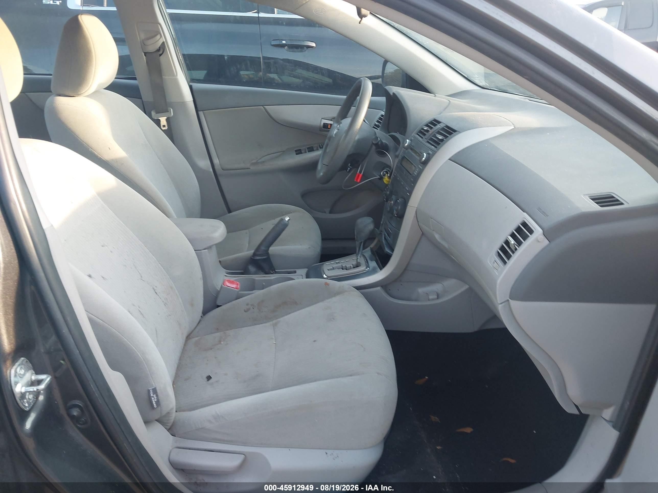 2010 Toyota Corolla Le Серый vin: 2T1BU4EE7AC294576