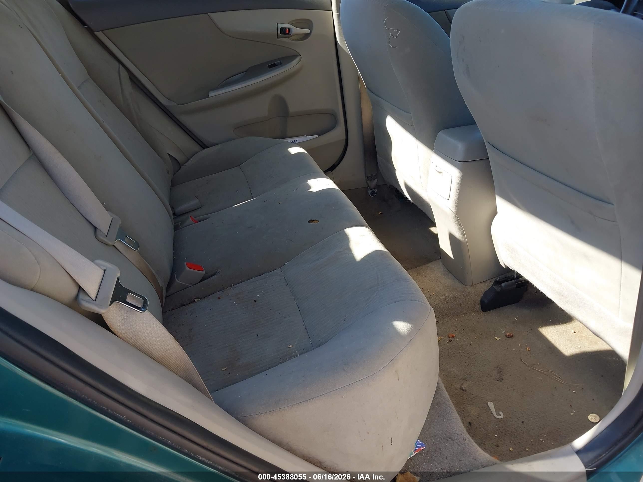 2010 Toyota Corolla Le Teal vin: 2T1BU4EE7AC295789