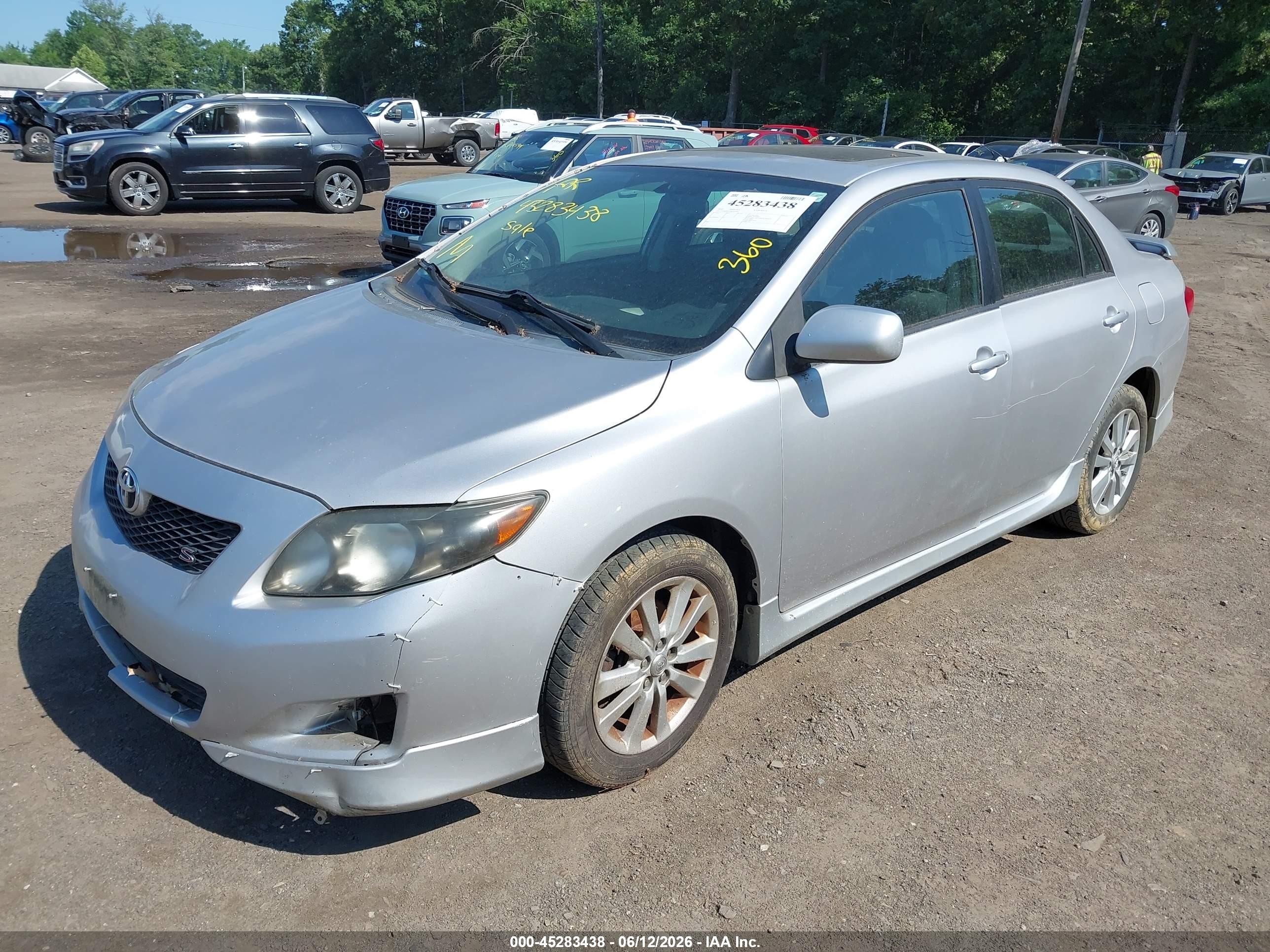 2010 Toyota Corolla S Silver vin: 2T1BU4EE7AC297445