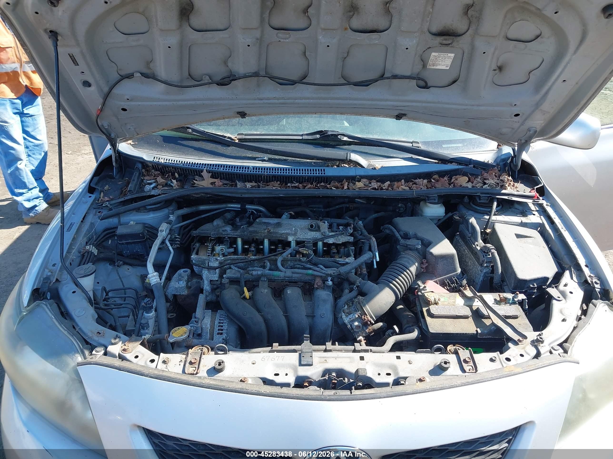 2010 Toyota Corolla S Silver vin: 2T1BU4EE7AC297445