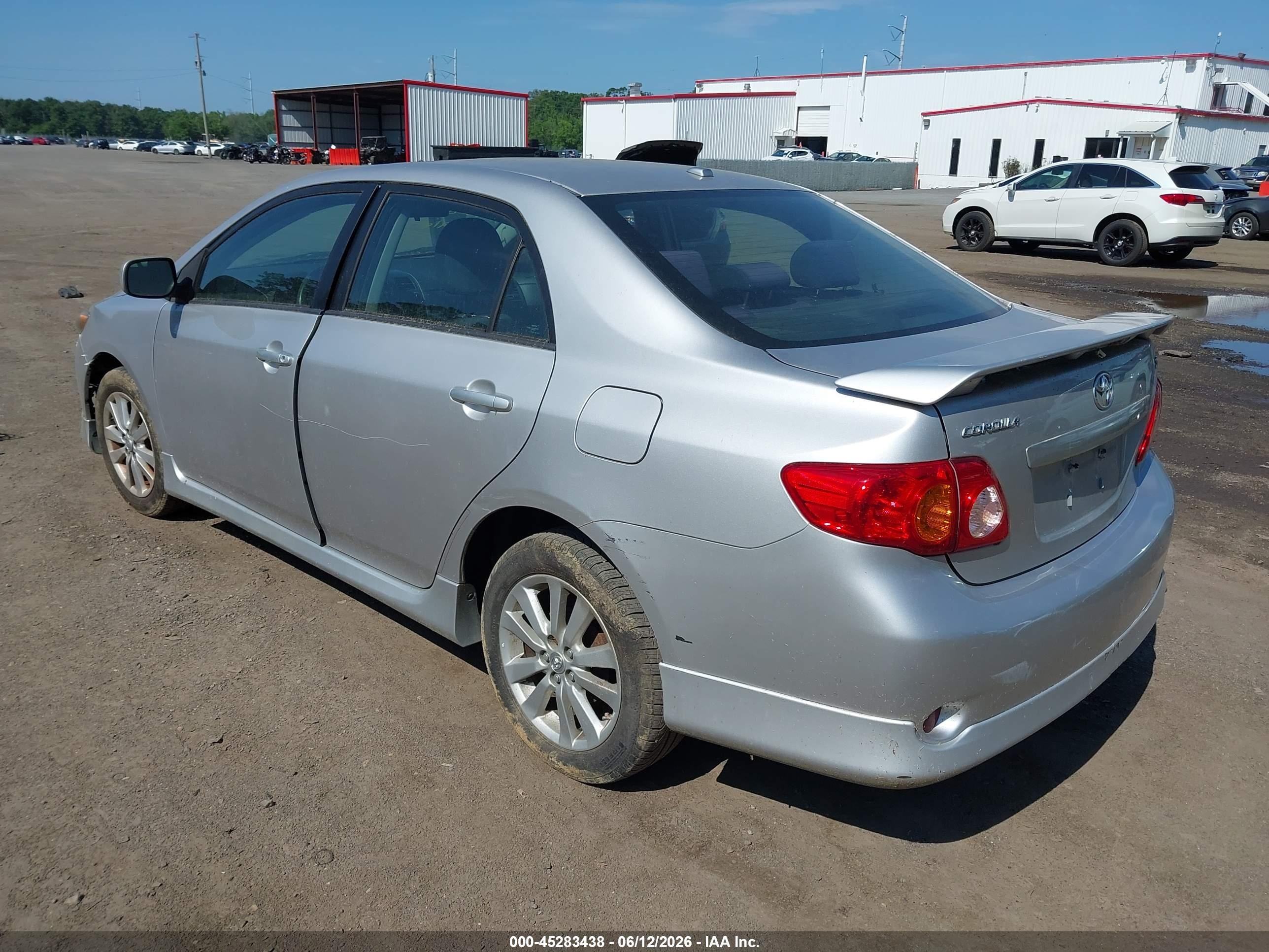 2010 Toyota Corolla S Silver vin: 2T1BU4EE7AC297445