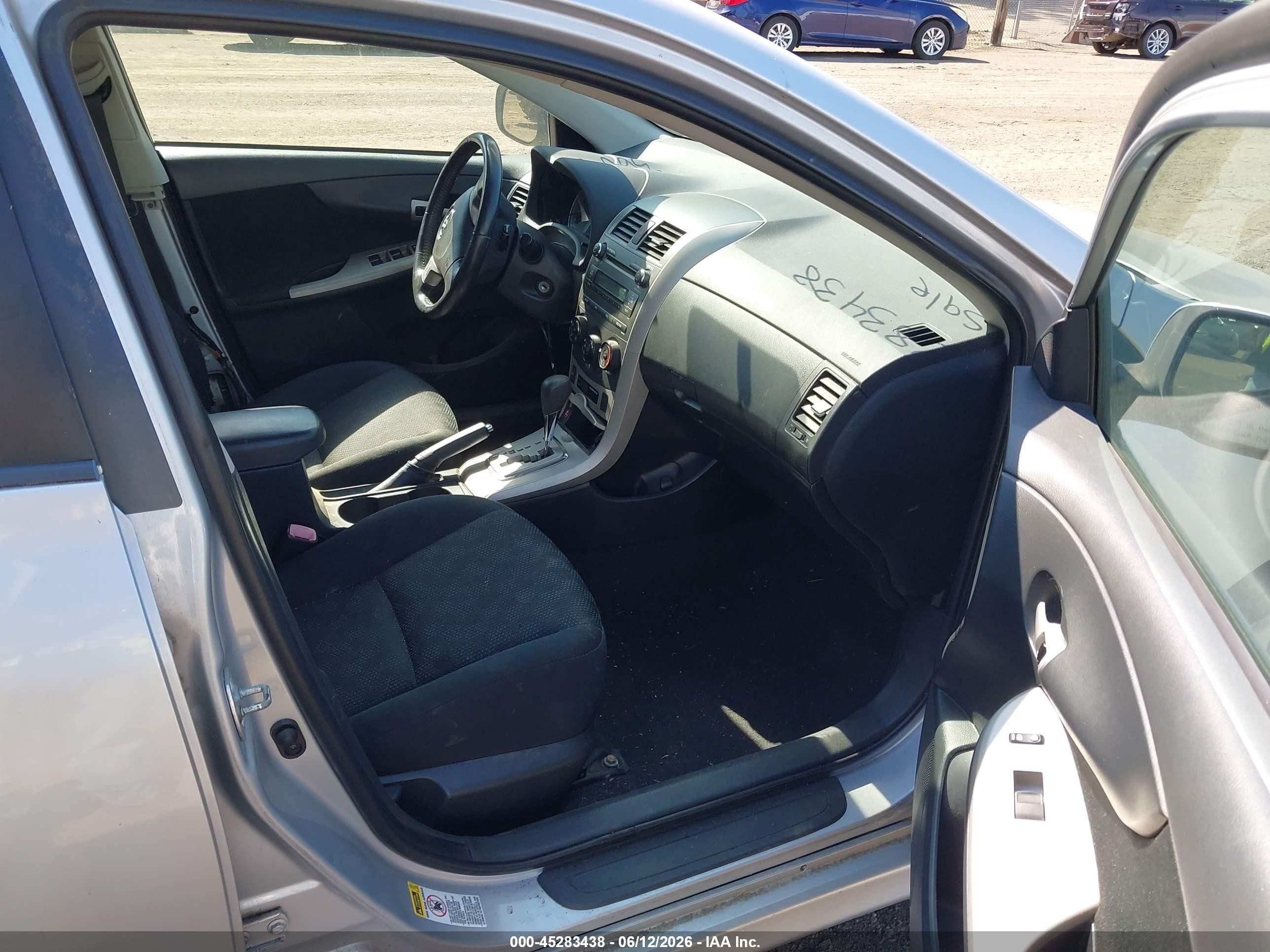 2010 Toyota Corolla S Silver vin: 2T1BU4EE7AC297445