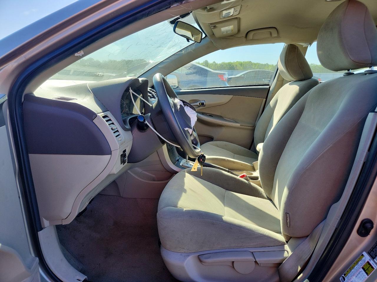 2010 Toyota Corolla Le Tan vin: 2T1BU4EE7AC301512