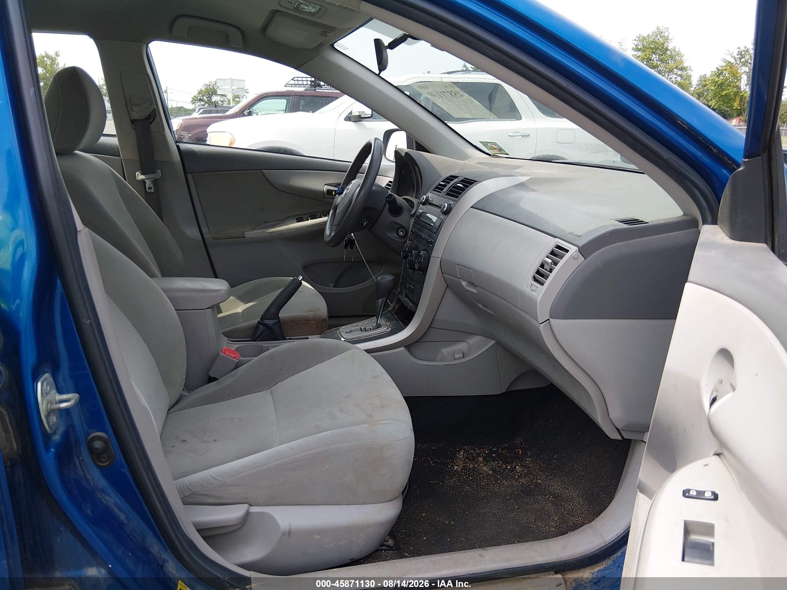 2010 Toyota Corolla Le Синий vin: 2T1BU4EE7AC309237