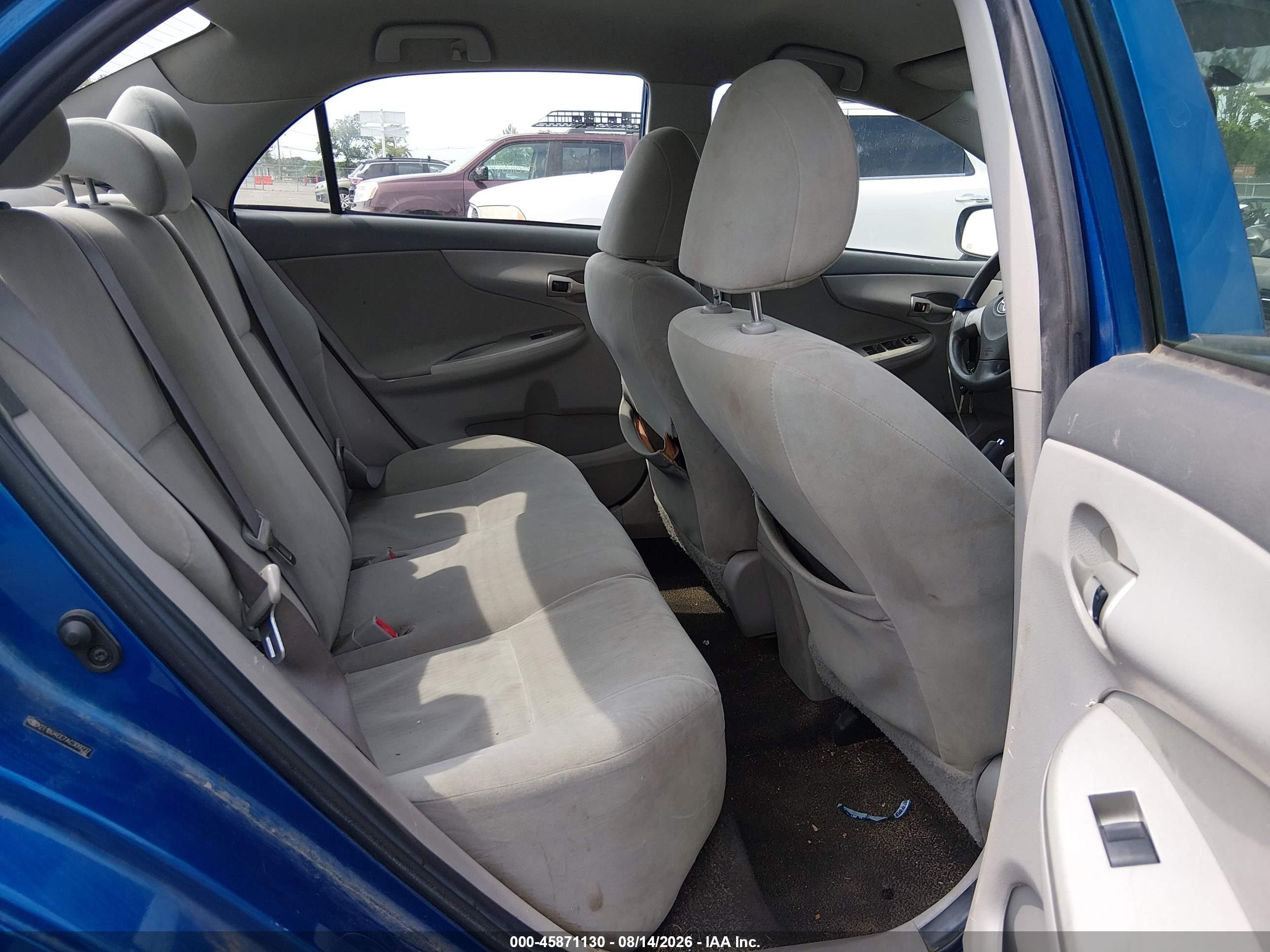 2010 Toyota Corolla Le Синий vin: 2T1BU4EE7AC309237