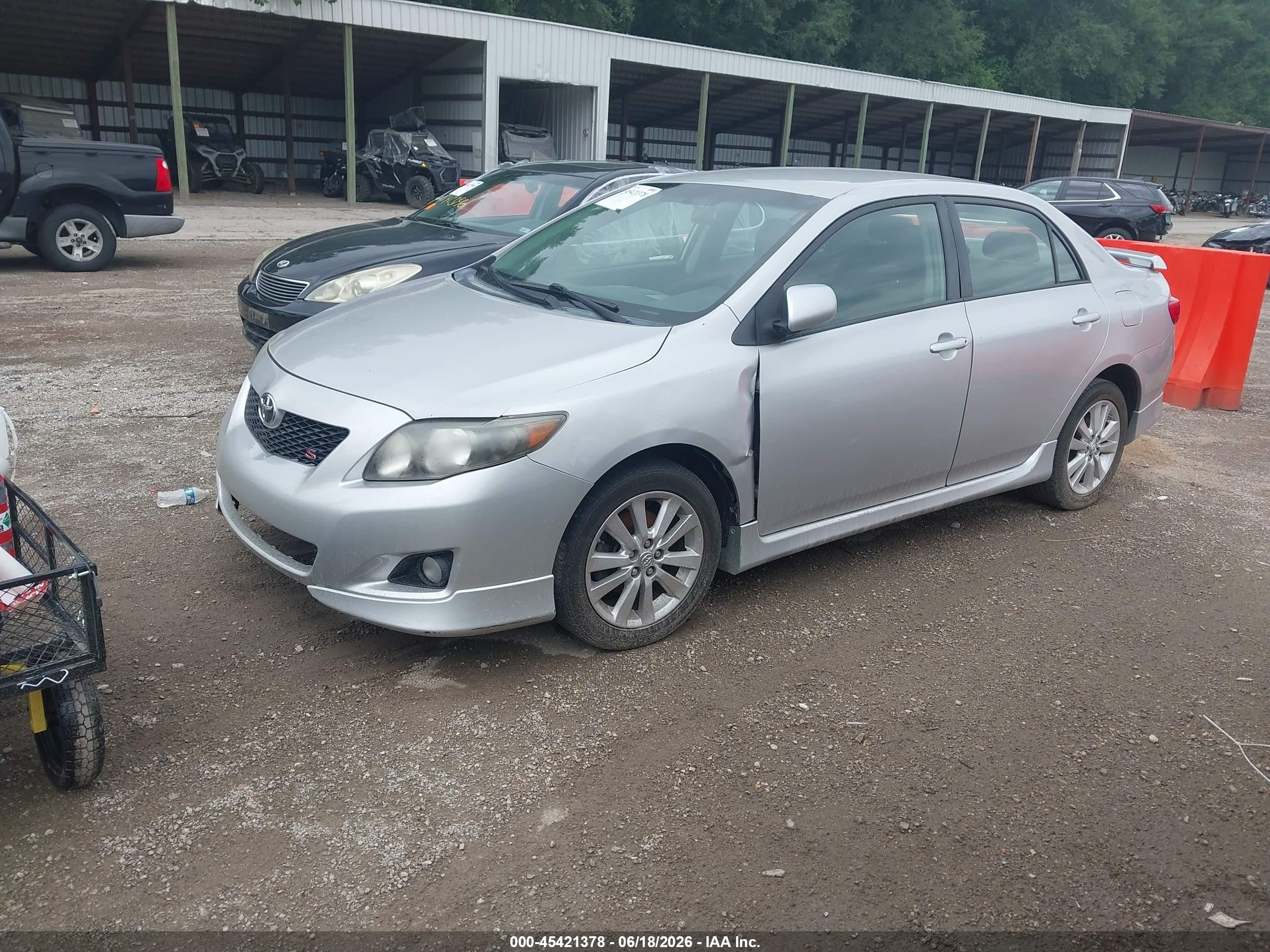 2010 Toyota Corolla S Silver vin: 2T1BU4EE7AC313093
