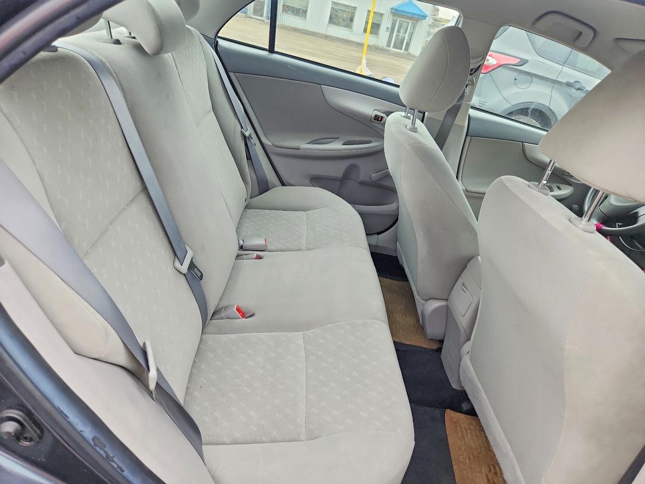 2010 Toyota Corolla Base Gray vin: 2T1BU4EE7AC320979