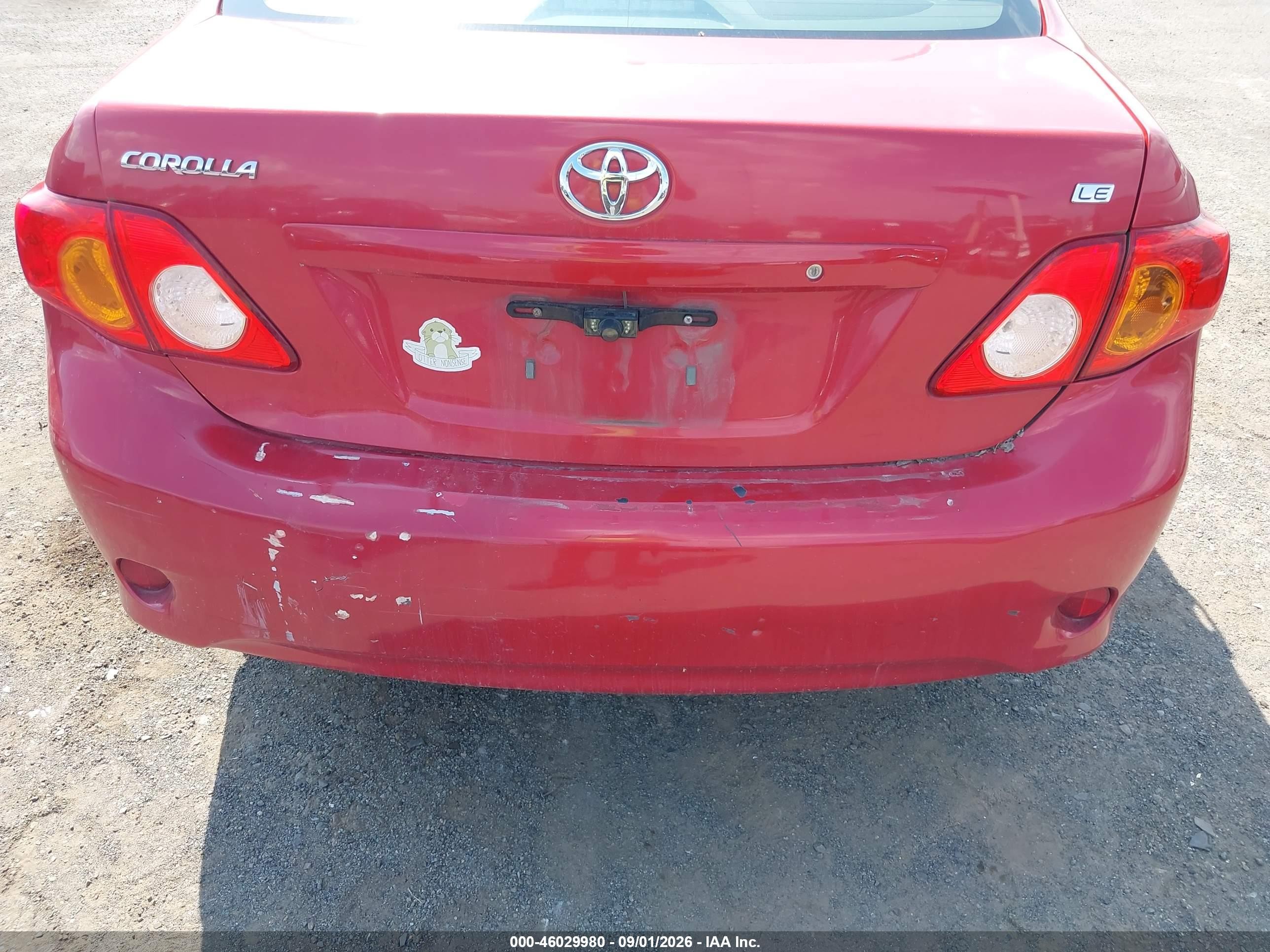 2010 Toyota Corolla Le Red vin: 2T1BU4EE7AC334669