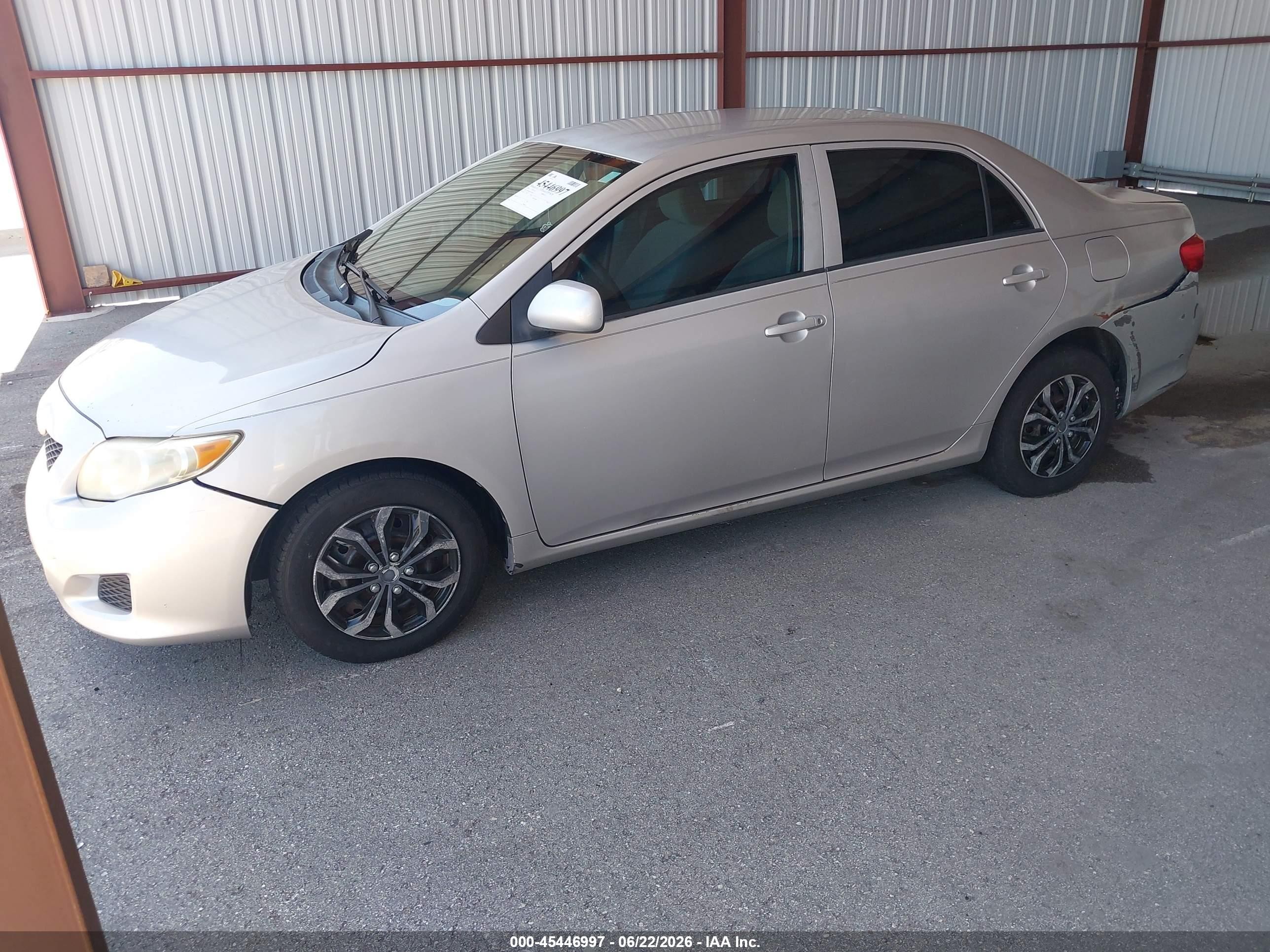 2010 Toyota Corolla Le Silver vin: 2T1BU4EE7AC343470