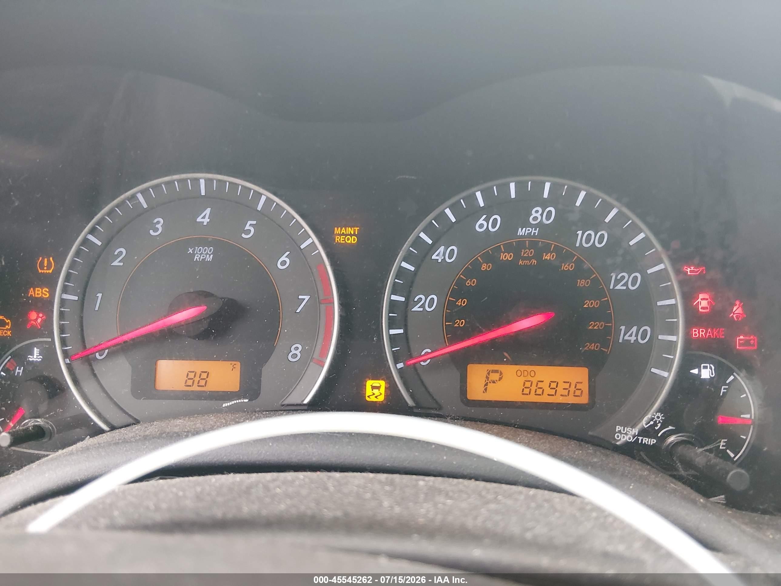 2010 Toyota Corolla S Красный vin: 2T1BU4EE7AC350161