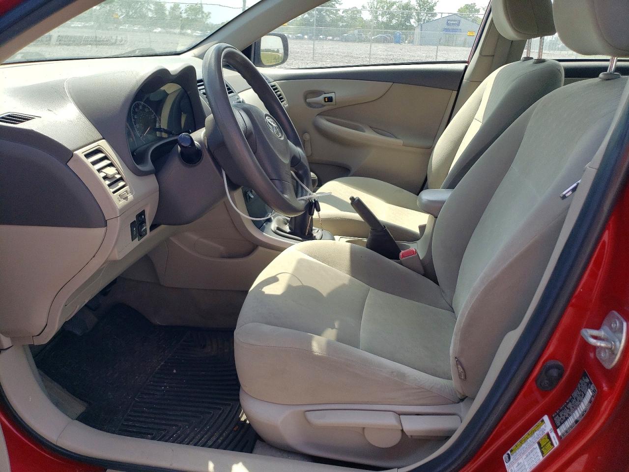 2010 Toyota Corolla Base Red vin: 2T1BU4EE7AC375299