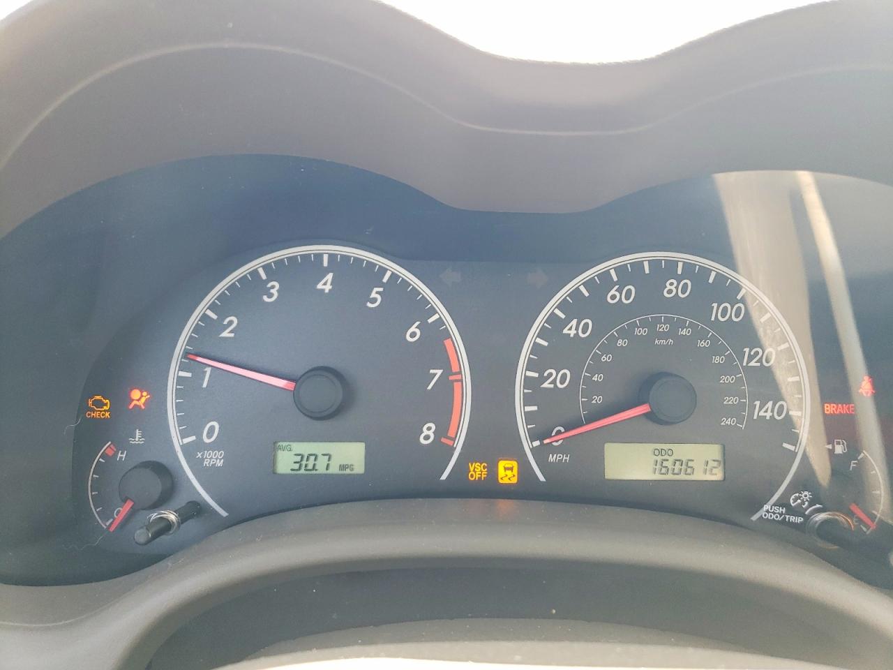 2010 Toyota Corolla Base Red vin: 2T1BU4EE7AC375299