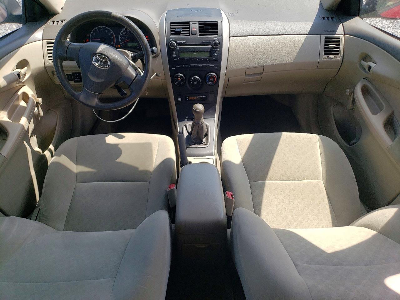 2010 Toyota Corolla Base Red vin: 2T1BU4EE7AC375299