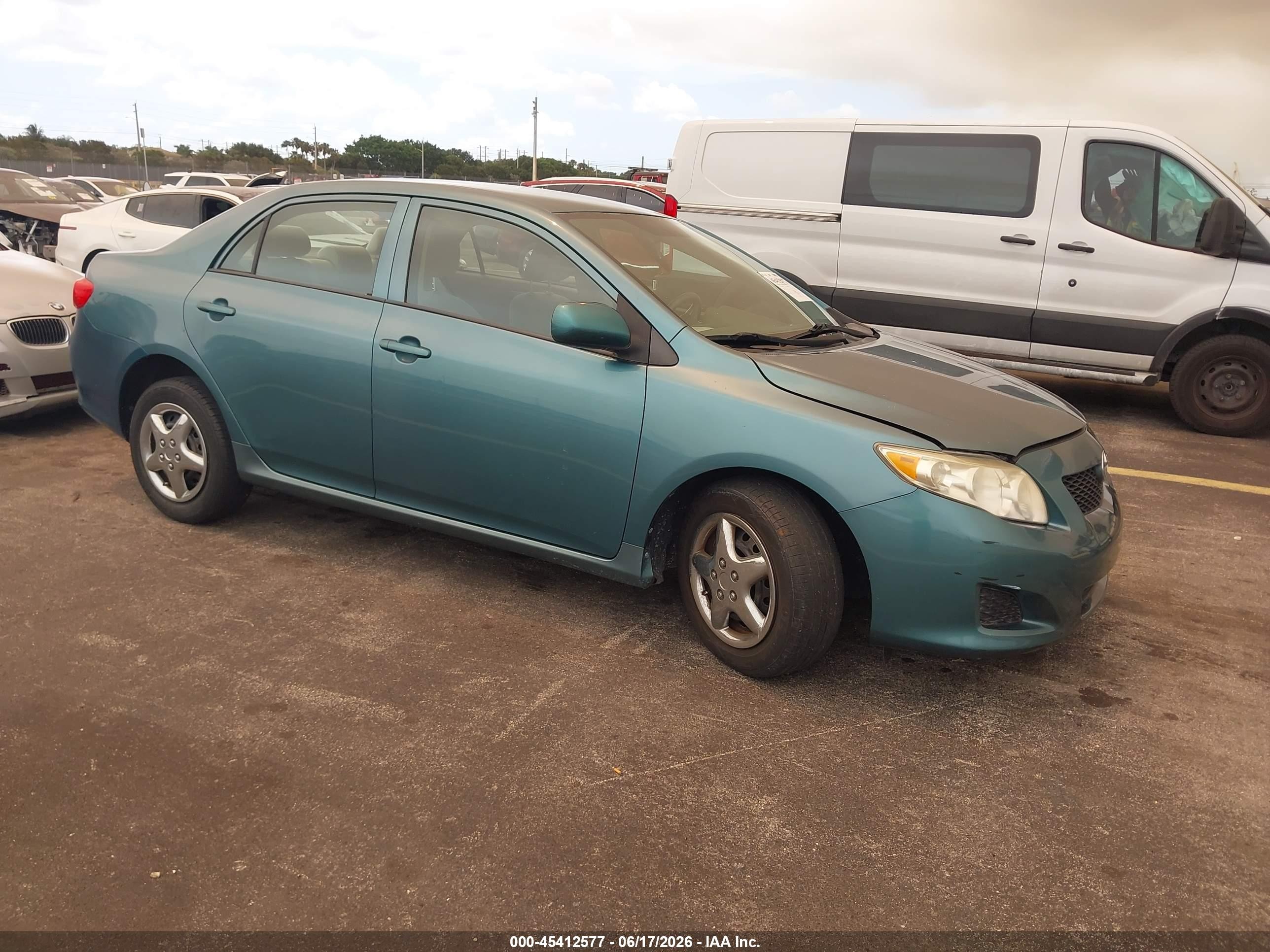 2010 Toyota Corolla Le Green vin: 2T1BU4EE7AC376422