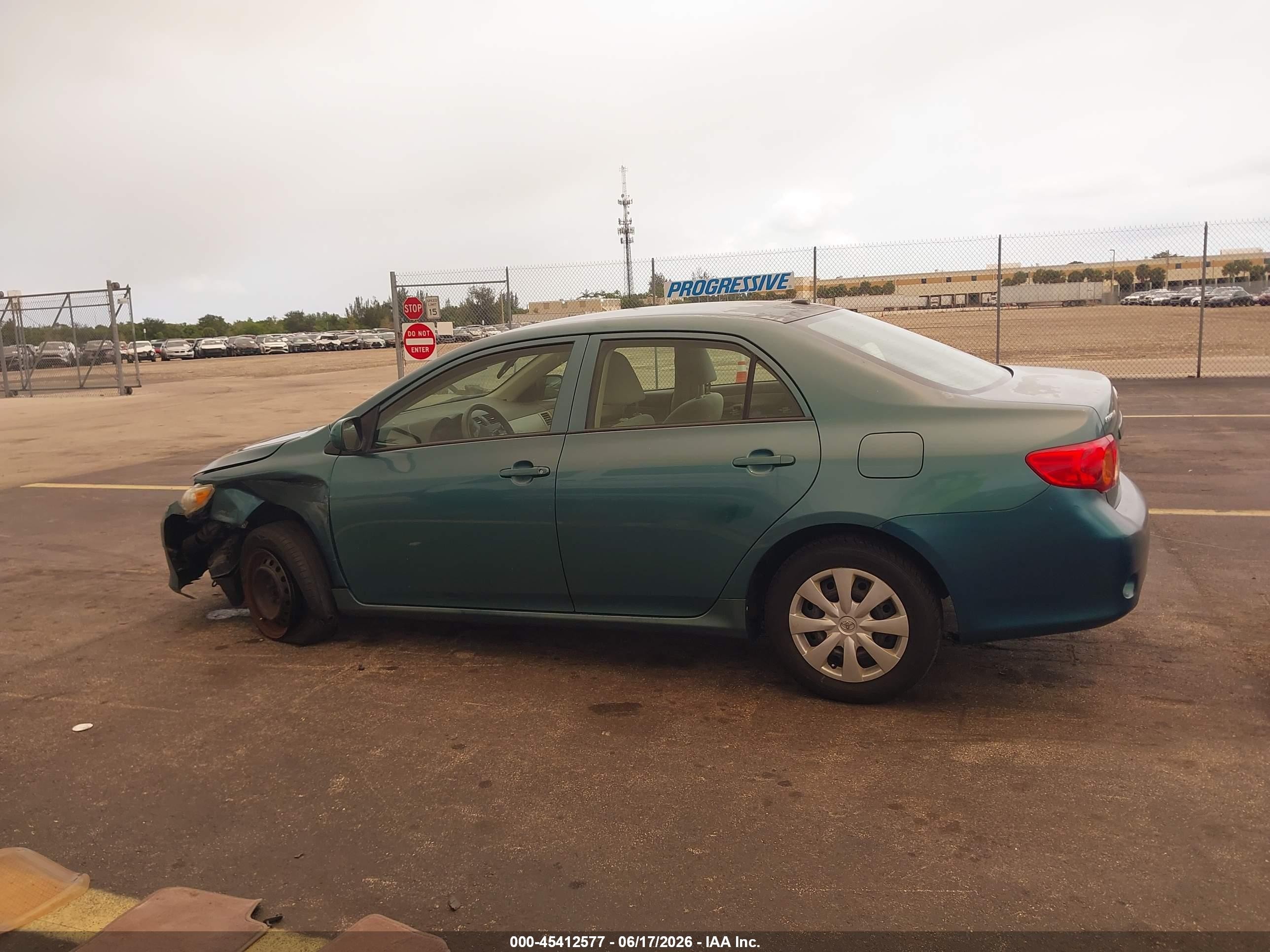 2010 Toyota Corolla Le Green vin: 2T1BU4EE7AC376422
