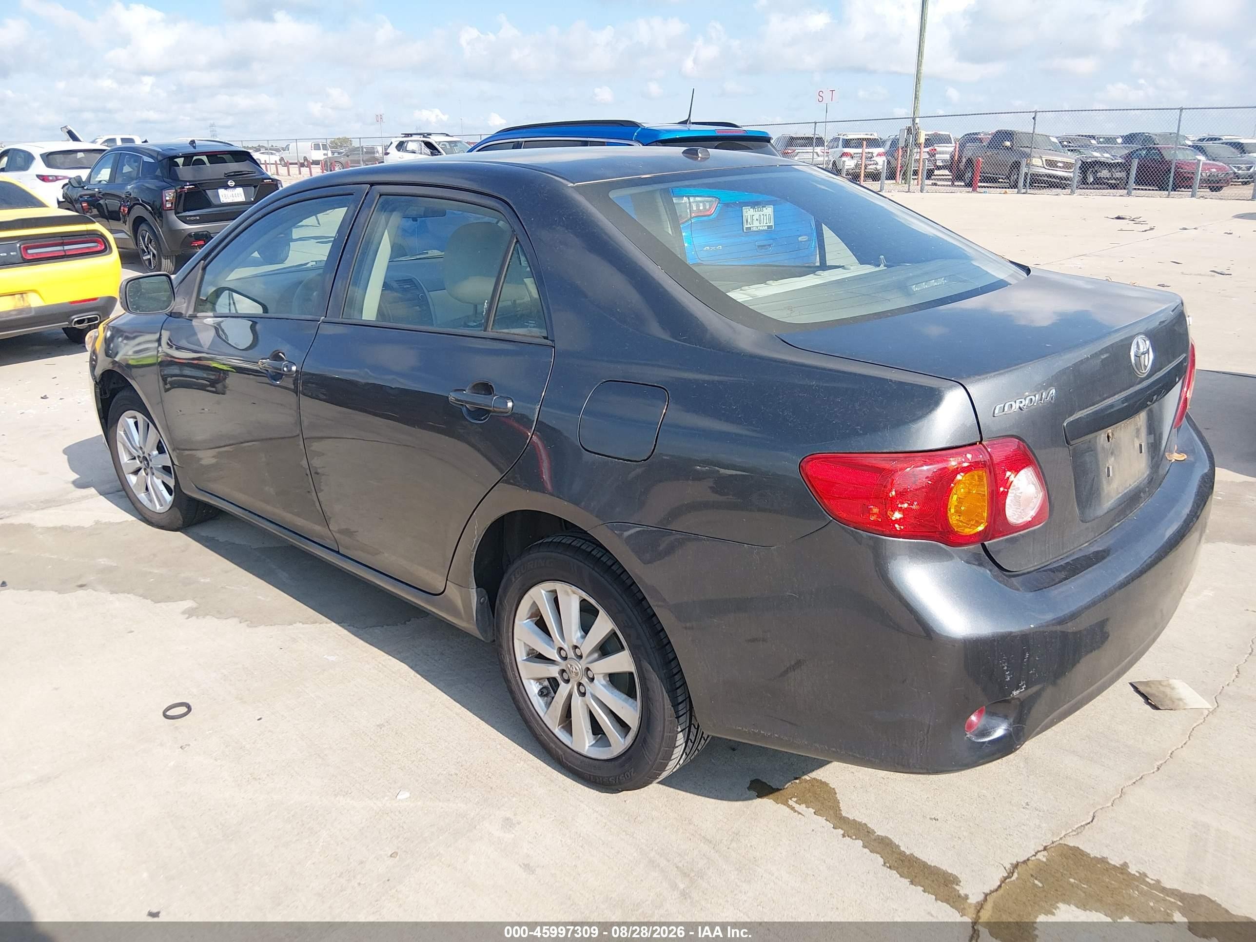 2010 Toyota Corolla Le Gray vin: 2T1BU4EE7AC383841