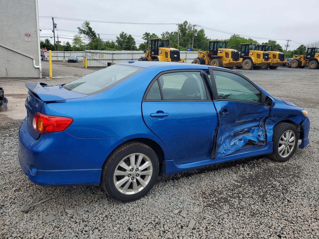 2010 Toyota Corolla S Blue vin: 2T1BU4EE7AC411010