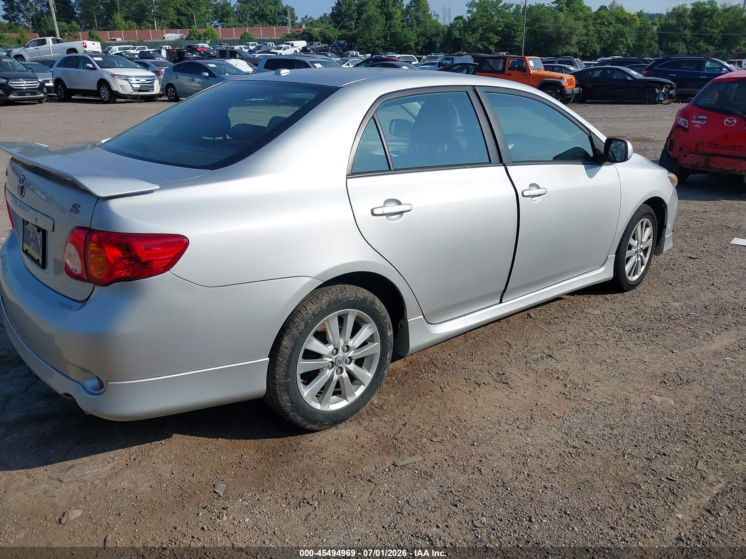 2010 Toyota Corolla S Silver vin: 2T1BU4EE7AC451944