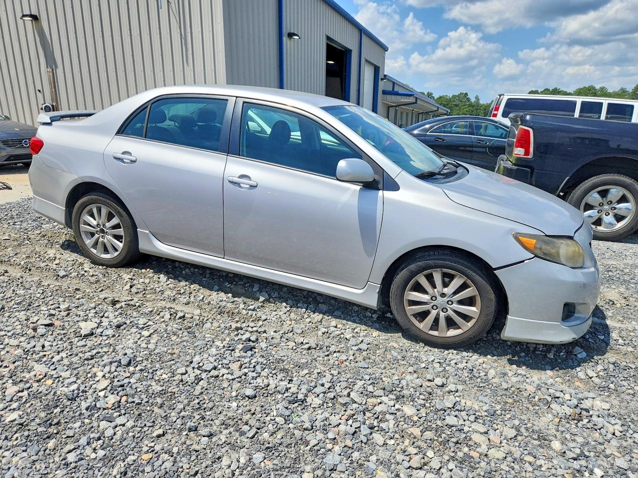 2010 Toyota Corolla Silver vin: 2T1BU4EE7AC487021