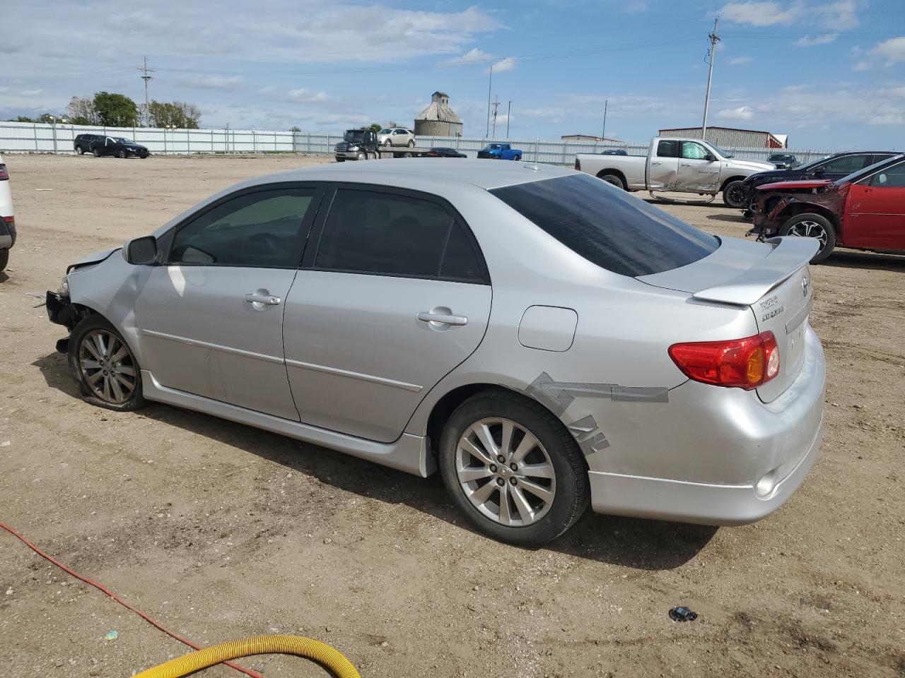 2010 Toyota Corolla Base Silver vin: 2T1BU4EE7AC488749