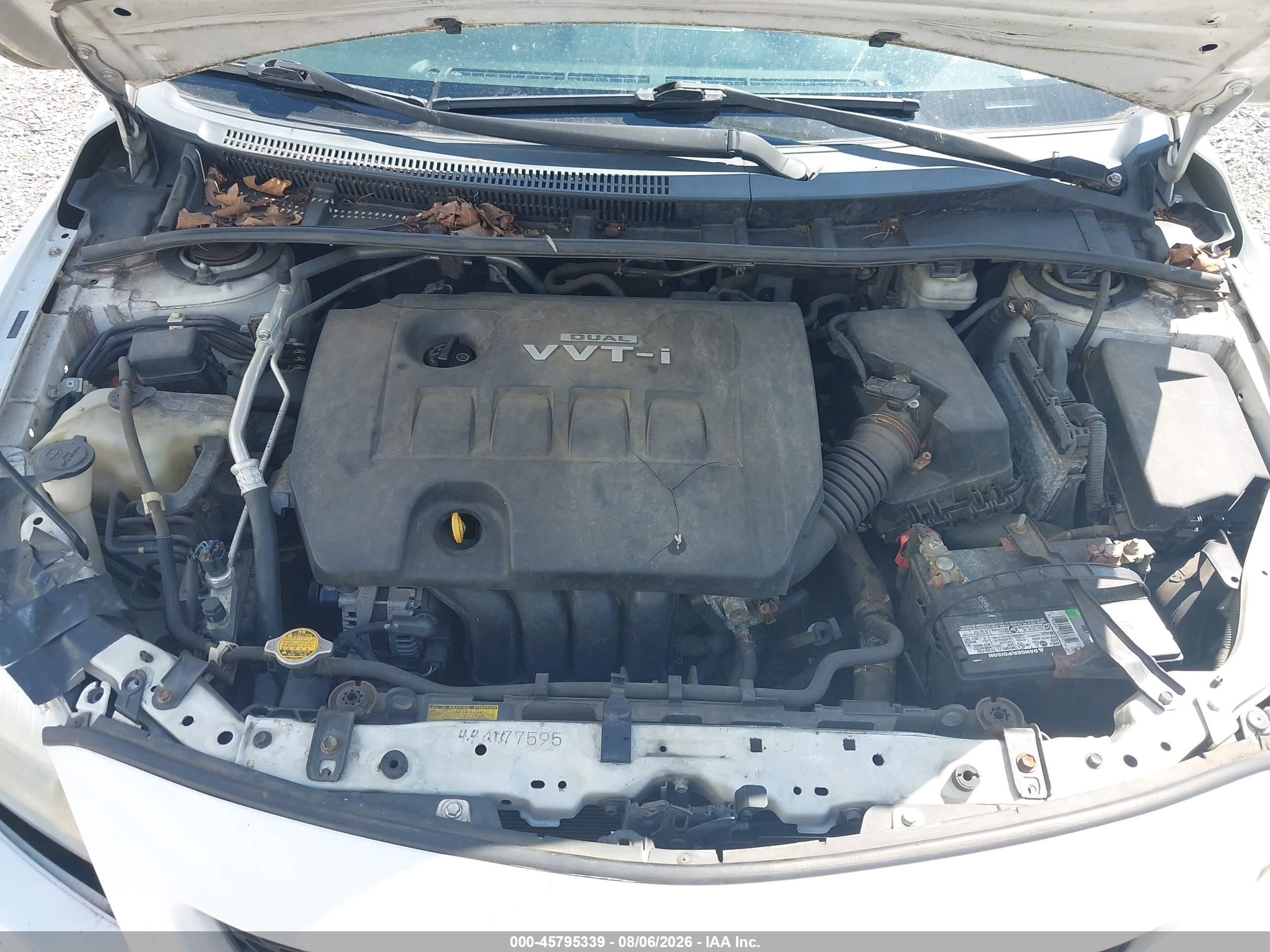 2010 Toyota Corolla S Белый vin: 2T1BU4EE7AC494938