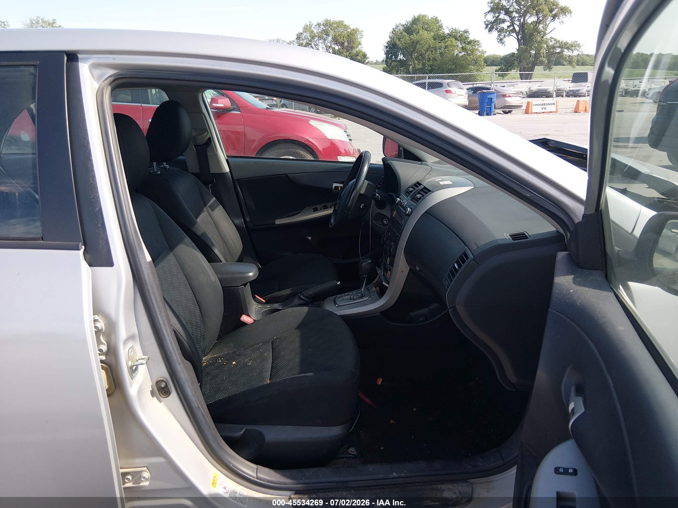 2010 Toyota Corolla S Silver vin: 2T1BU4EE7AC501449