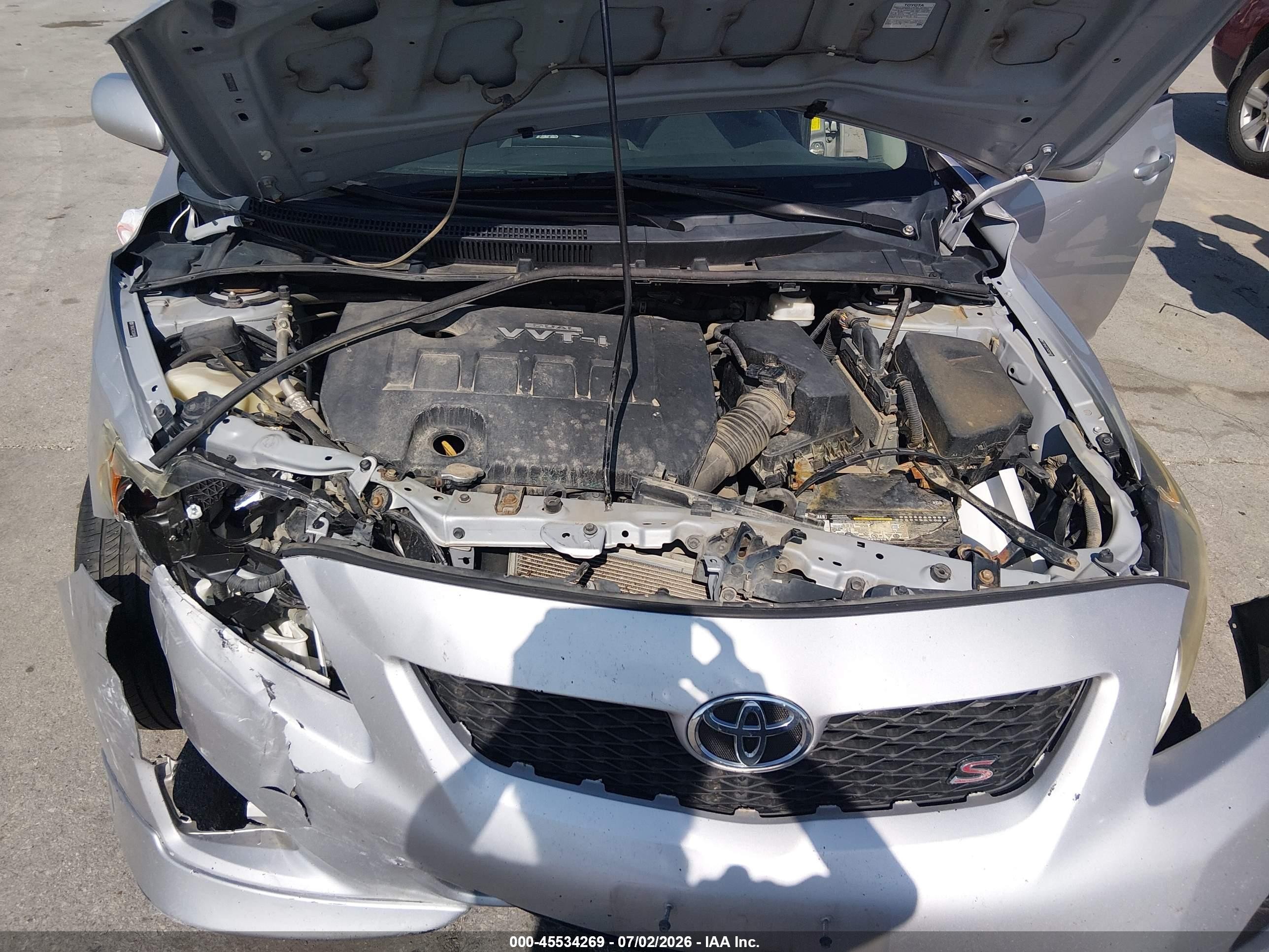 2010 Toyota Corolla S Silver vin: 2T1BU4EE7AC501449