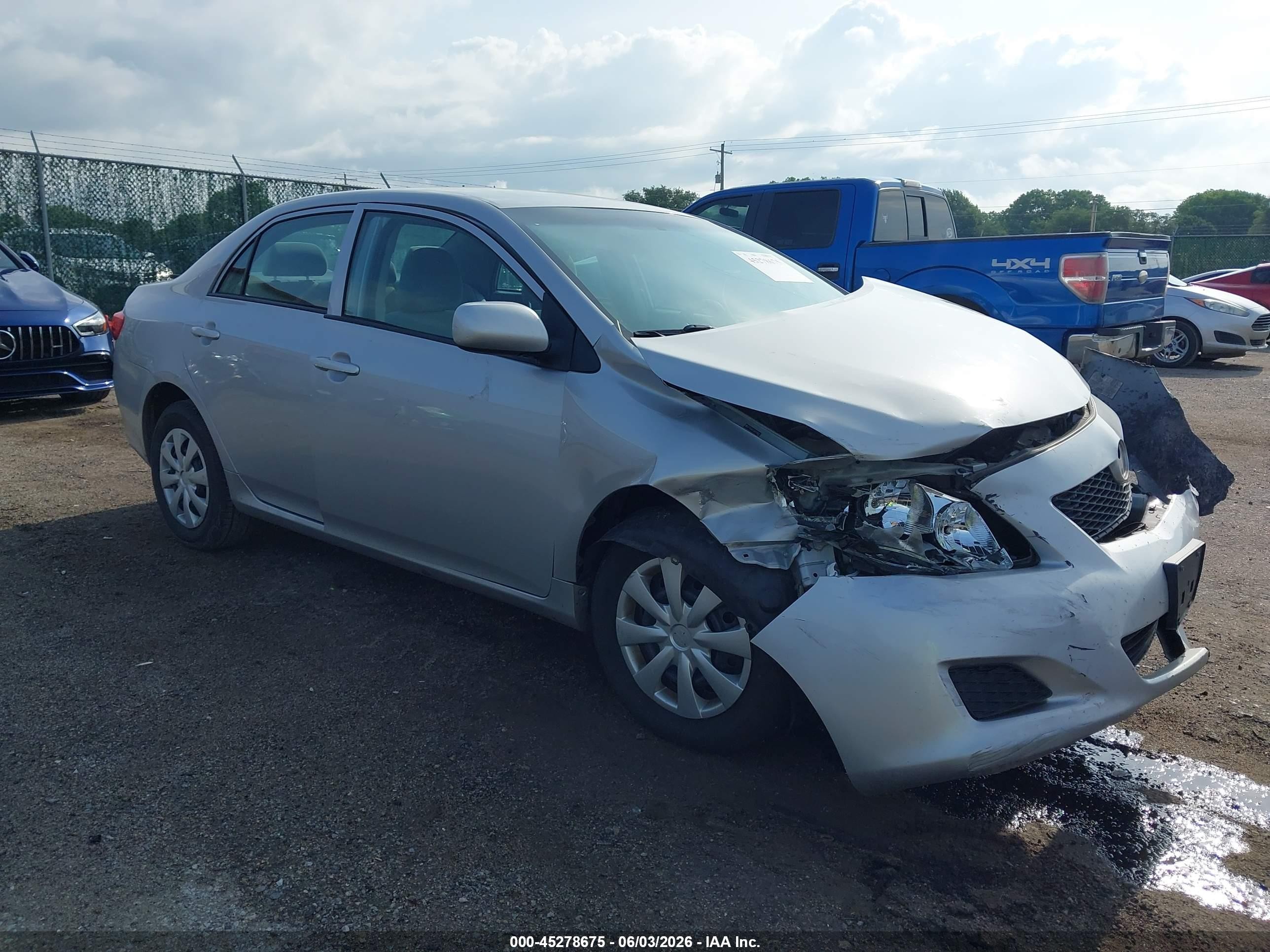 2010 Toyota Corolla Le Silver vin: 2T1BU4EE7AC501872
