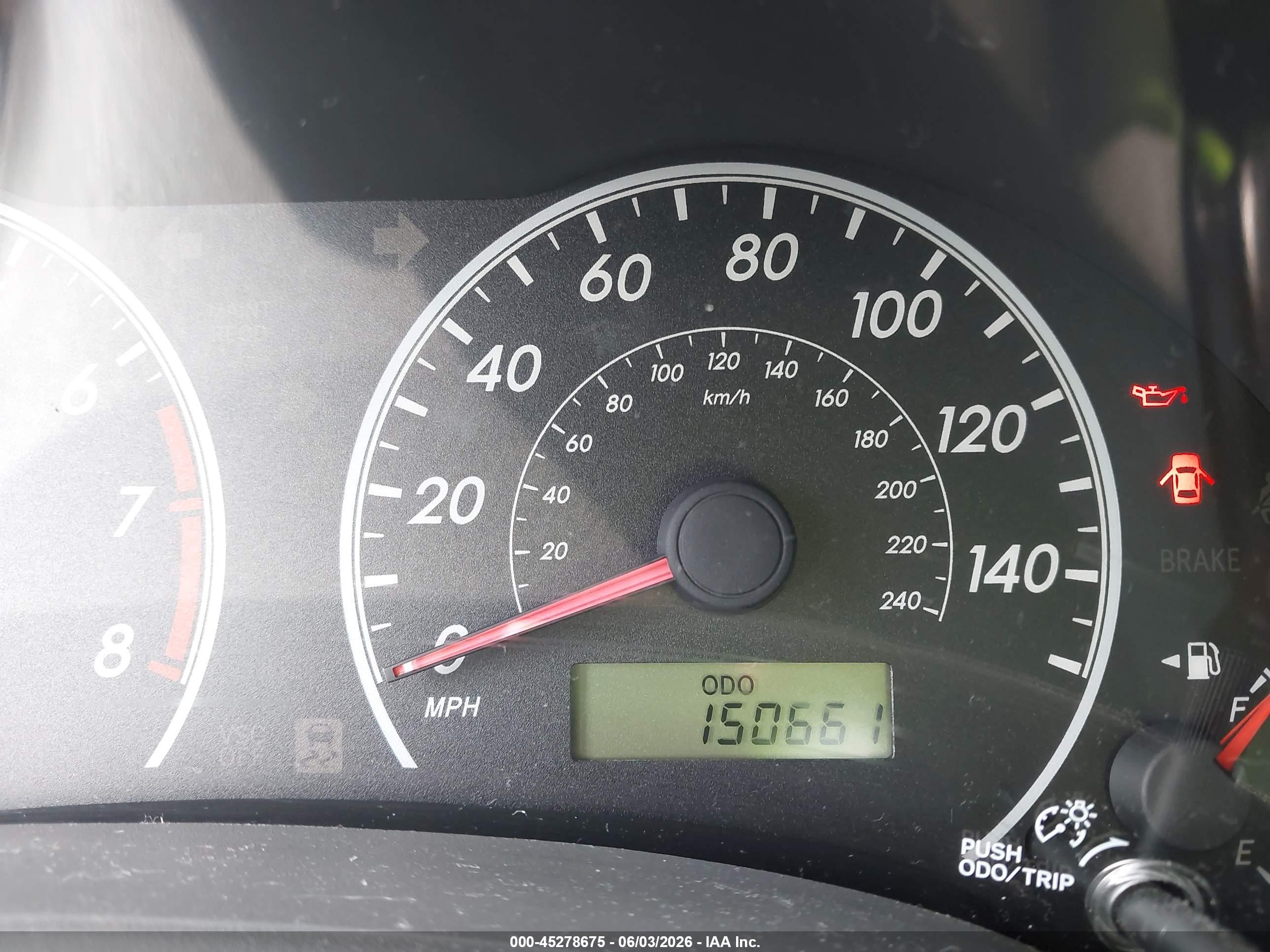2010 Toyota Corolla Le Silver vin: 2T1BU4EE7AC501872