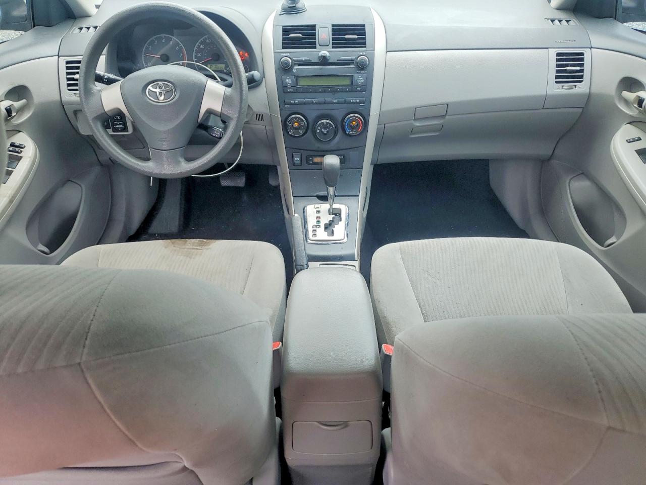 2010 Toyota Corolla Le Gray vin: 2T1BU4EE7AC505503