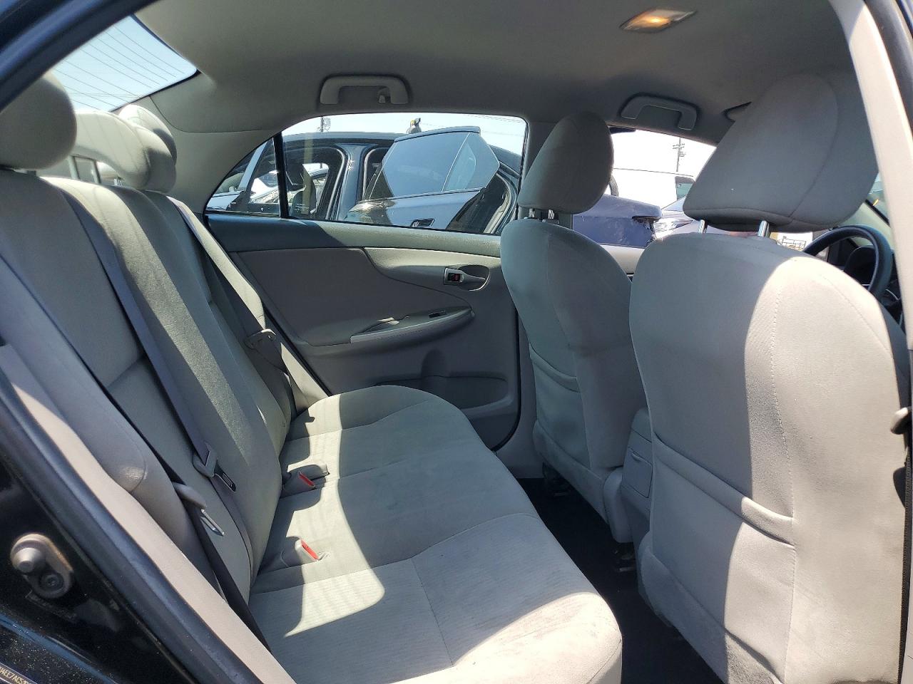 2010 Toyota Corolla Le Black vin: 2T1BU4EE7AC510152