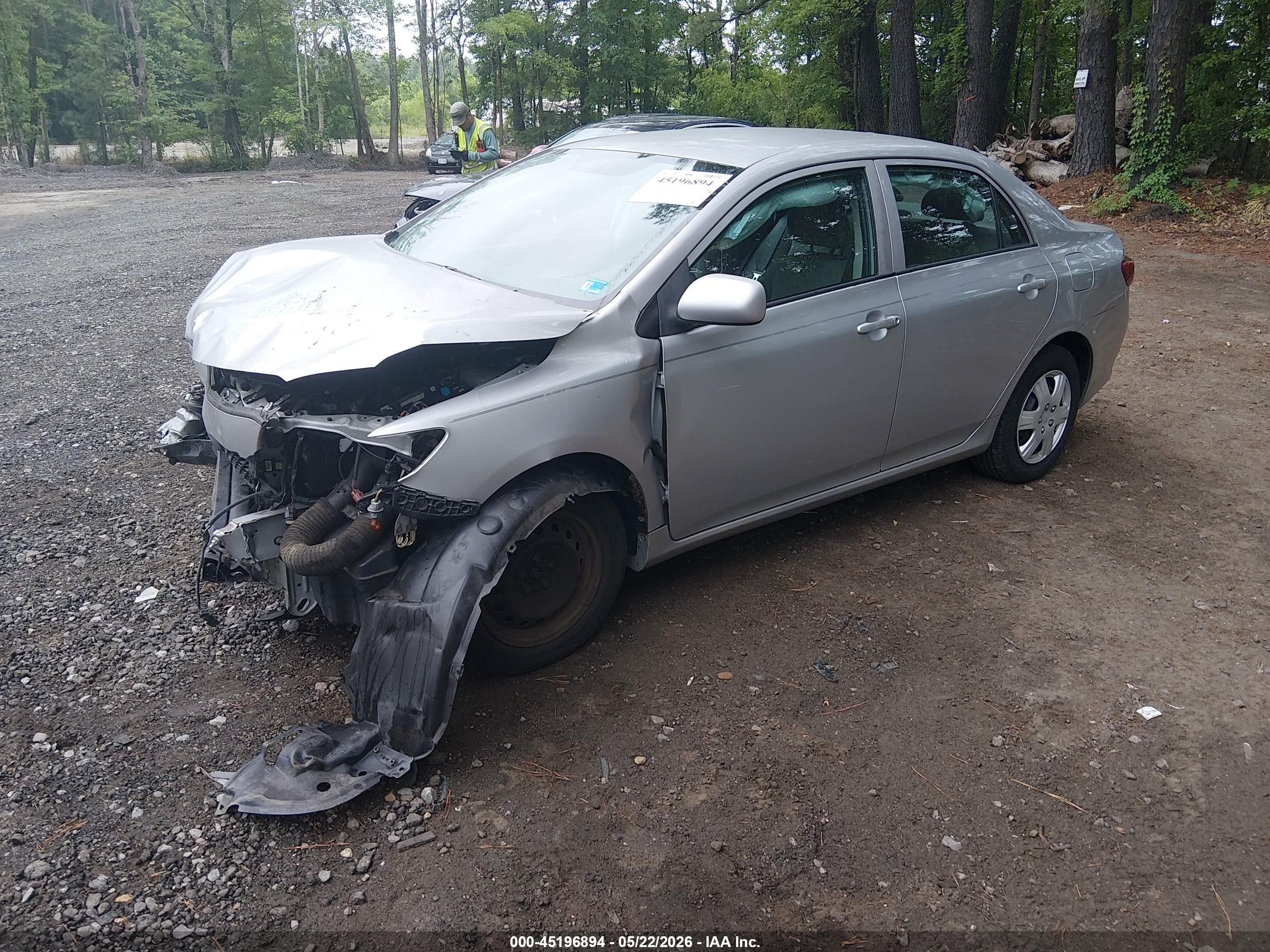 2010 Toyota Corolla Le Silver vin: 2T1BU4EE7AC523287