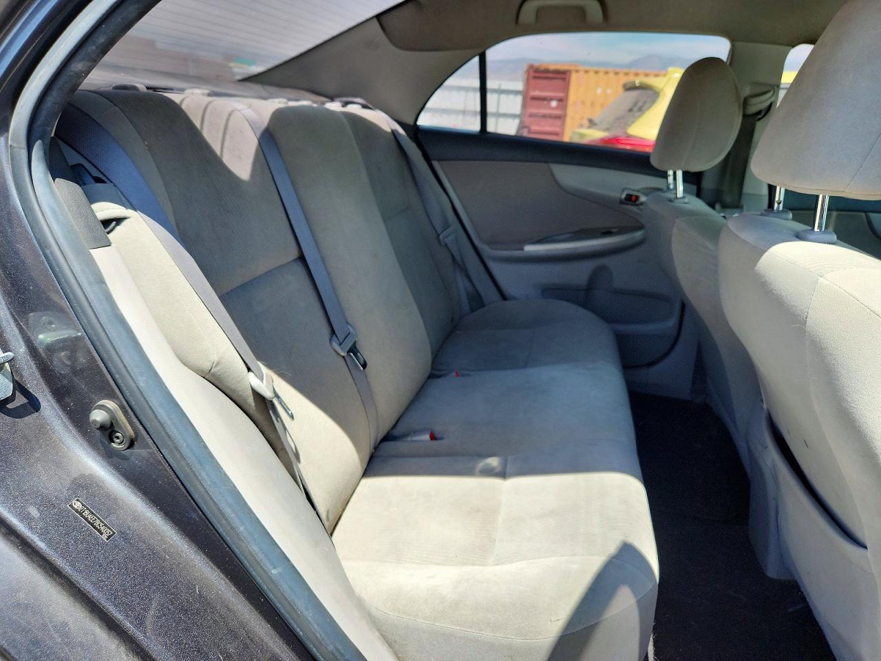 2011 Toyota Corolla Le Charcoal vin: 2T1BU4EE7BC540057