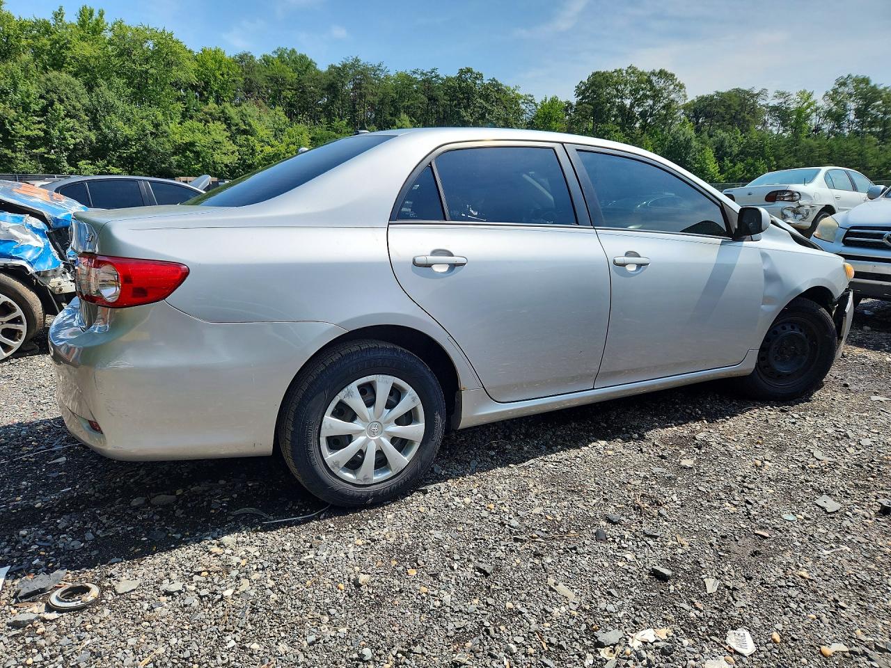 2011 Toyota Corolla Le Silver vin: 2T1BU4EE7BC540804