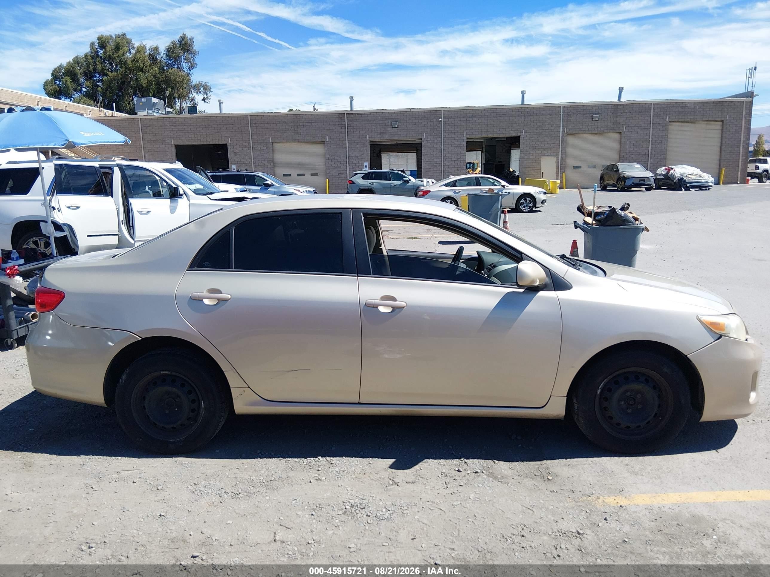 2011 Toyota Corolla Le Tan vin: 2T1BU4EE7BC542035